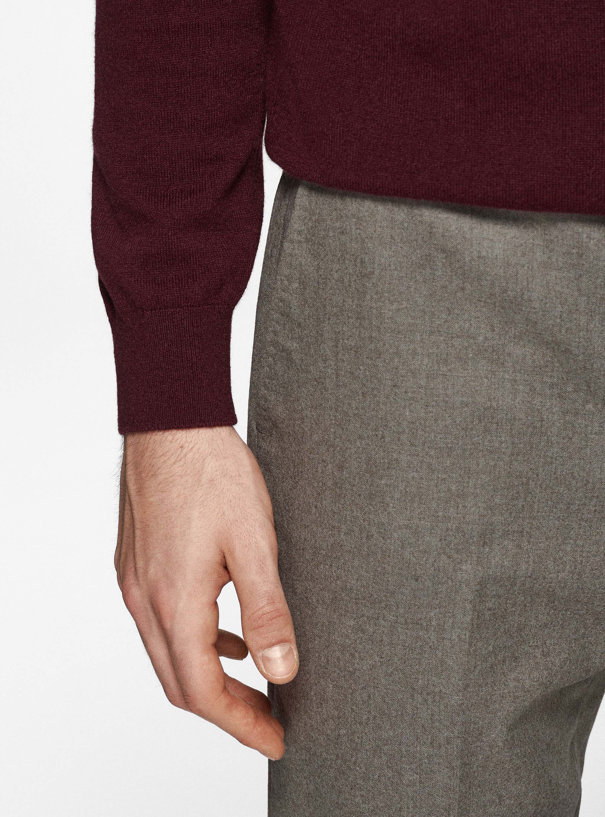 Punto de cachemira con cuello redondo, BURDEOS
