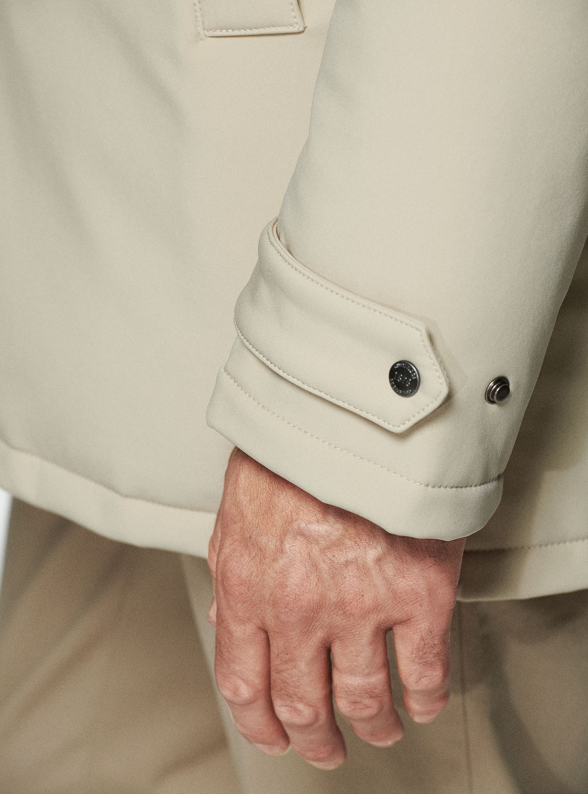 Parka técnica con capucha, ARENA