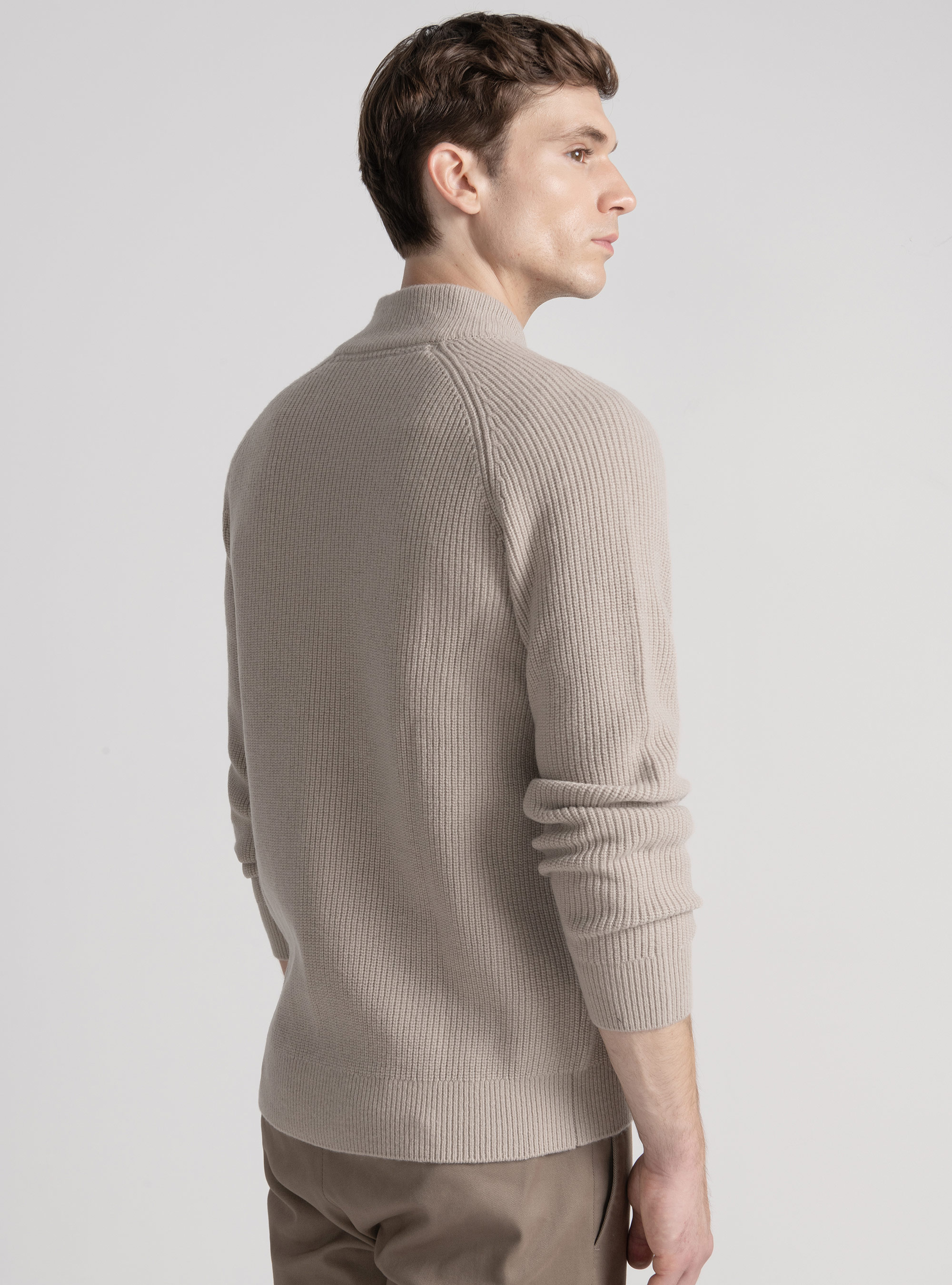 Cardigan con zip in maglia raglan in lana merino, SABBIA