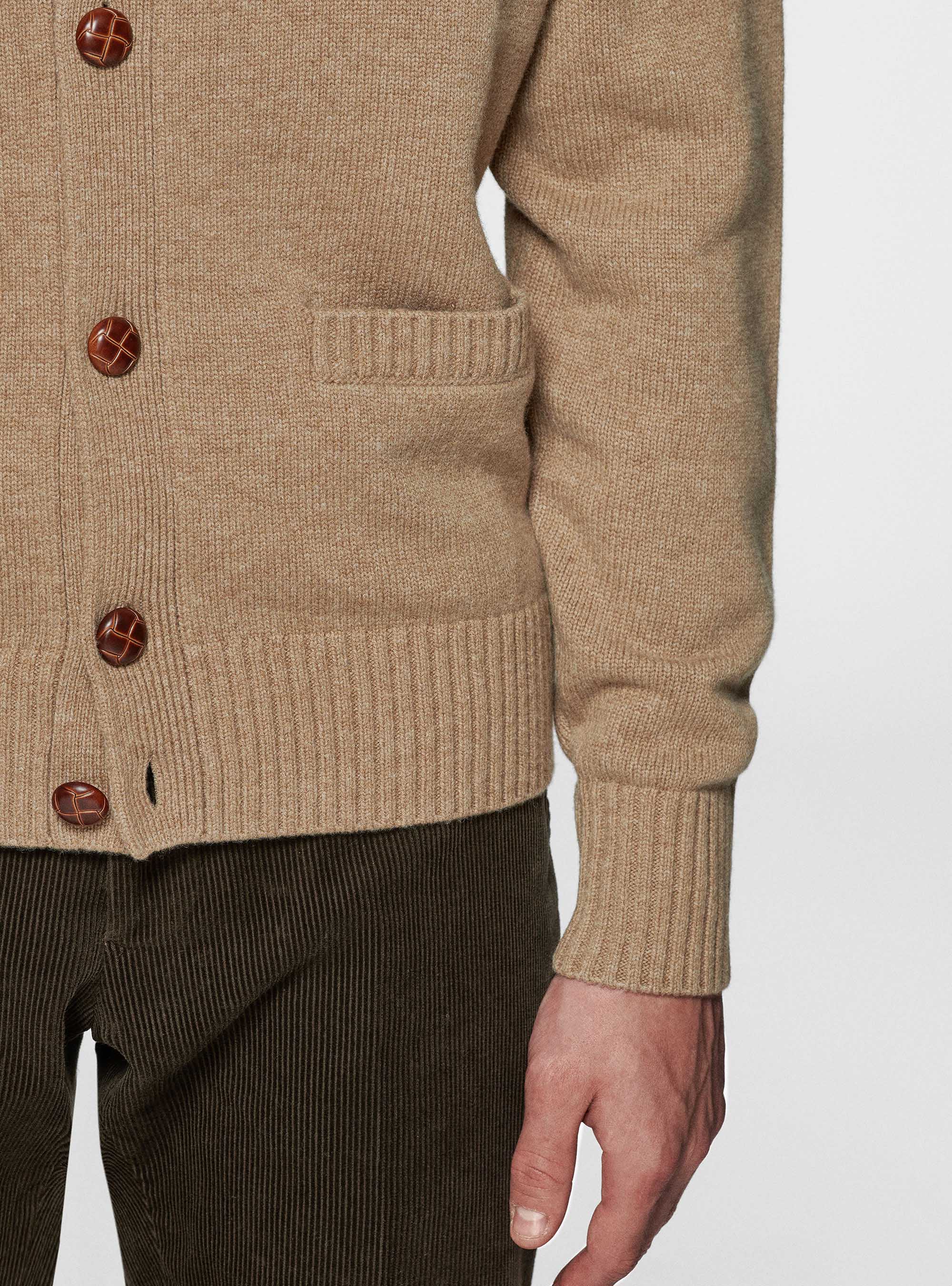 Cardigan in maglia in lambswool, CAMMELLO 0570C