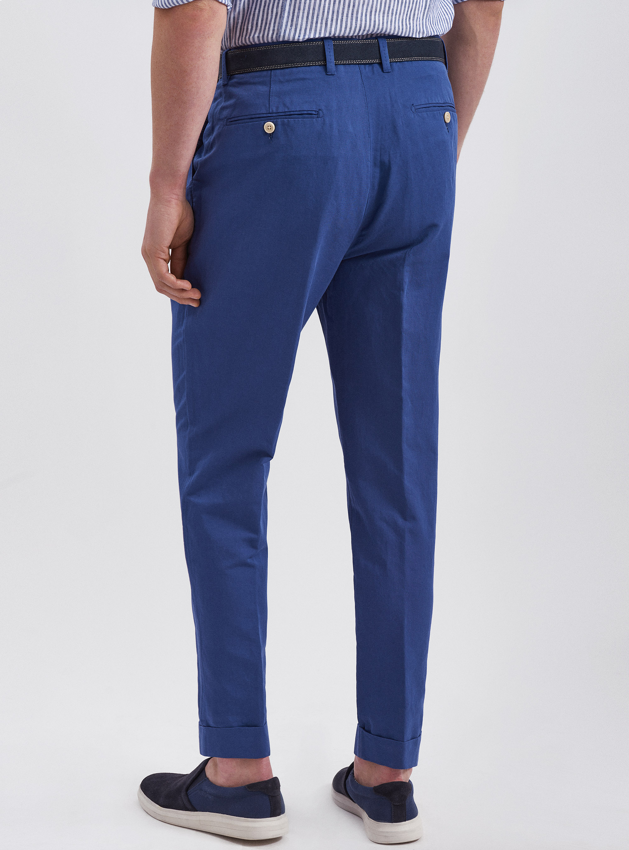 Pantaloni con pince in lino e cotone, BLU