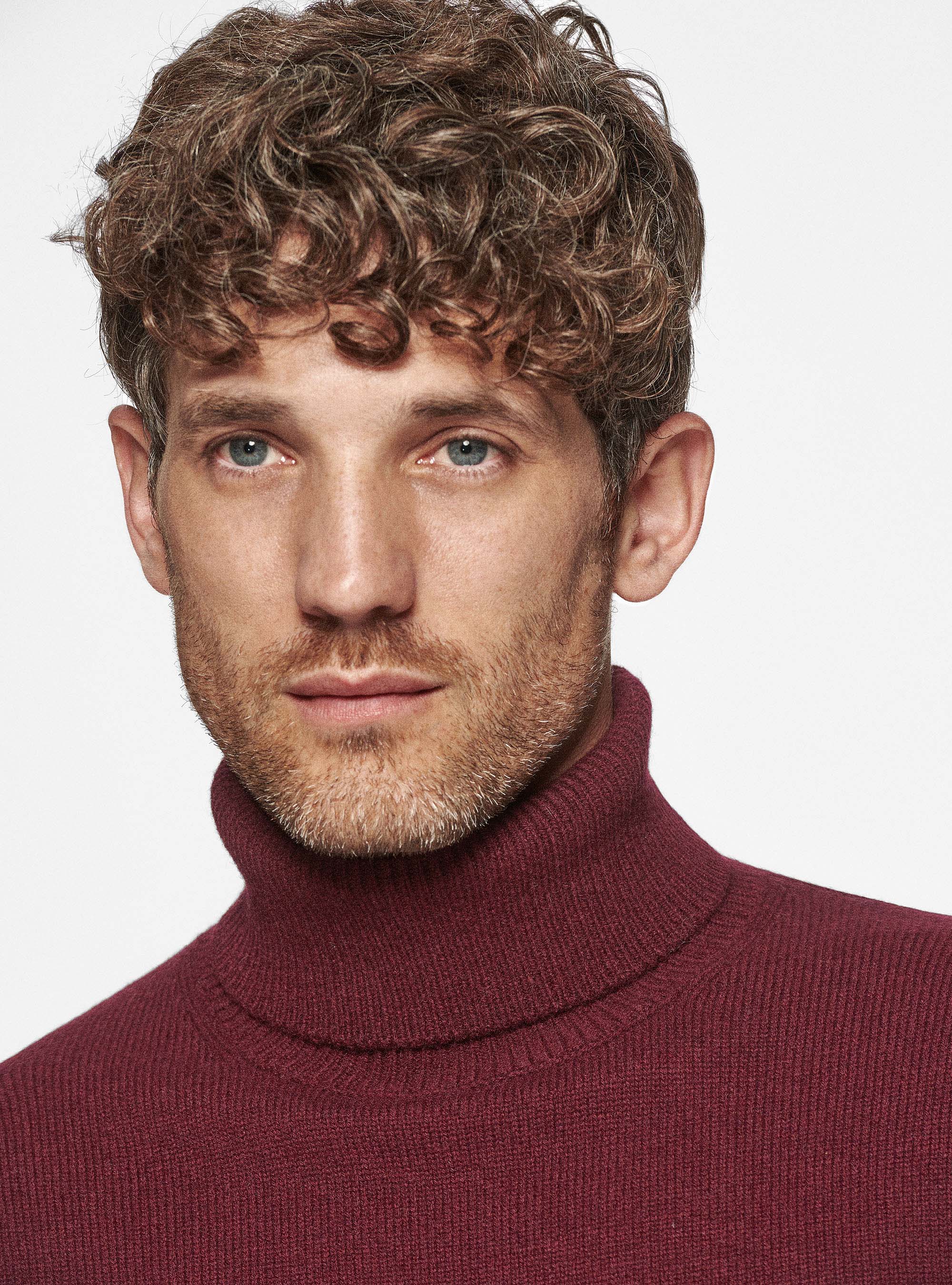 Merino wool turtleneck sweater, BORDEAUX