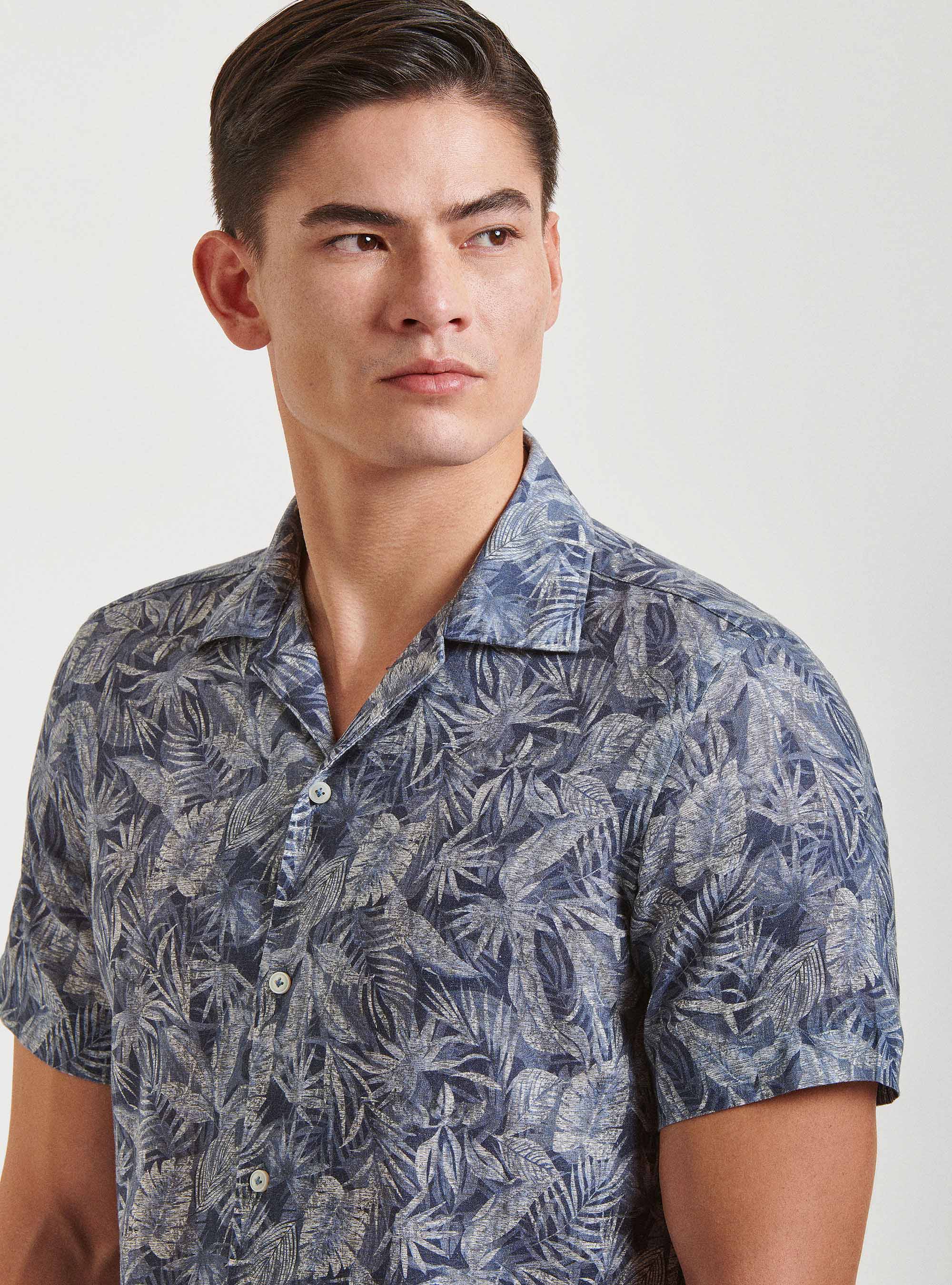 Camicia stampata in lino e cotone con collo bowling, BLU