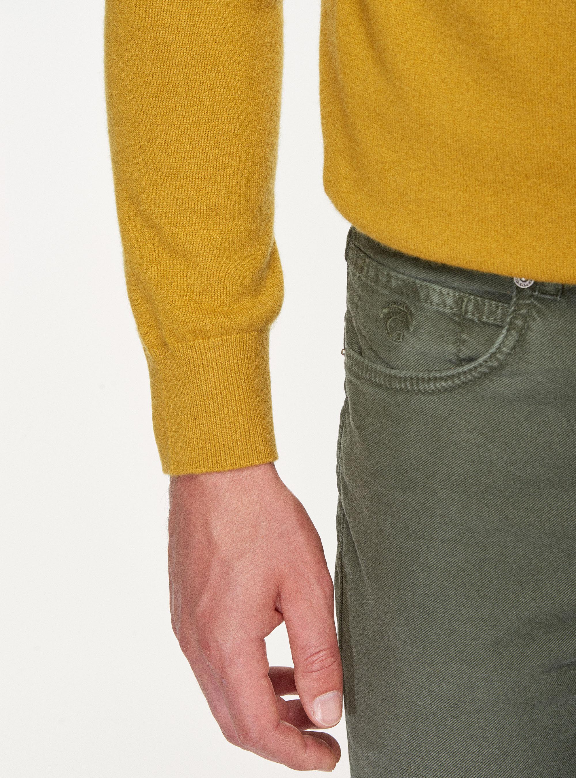 Pull &agrave; col ras du cou en pur cachemire, SENAPE 0715C