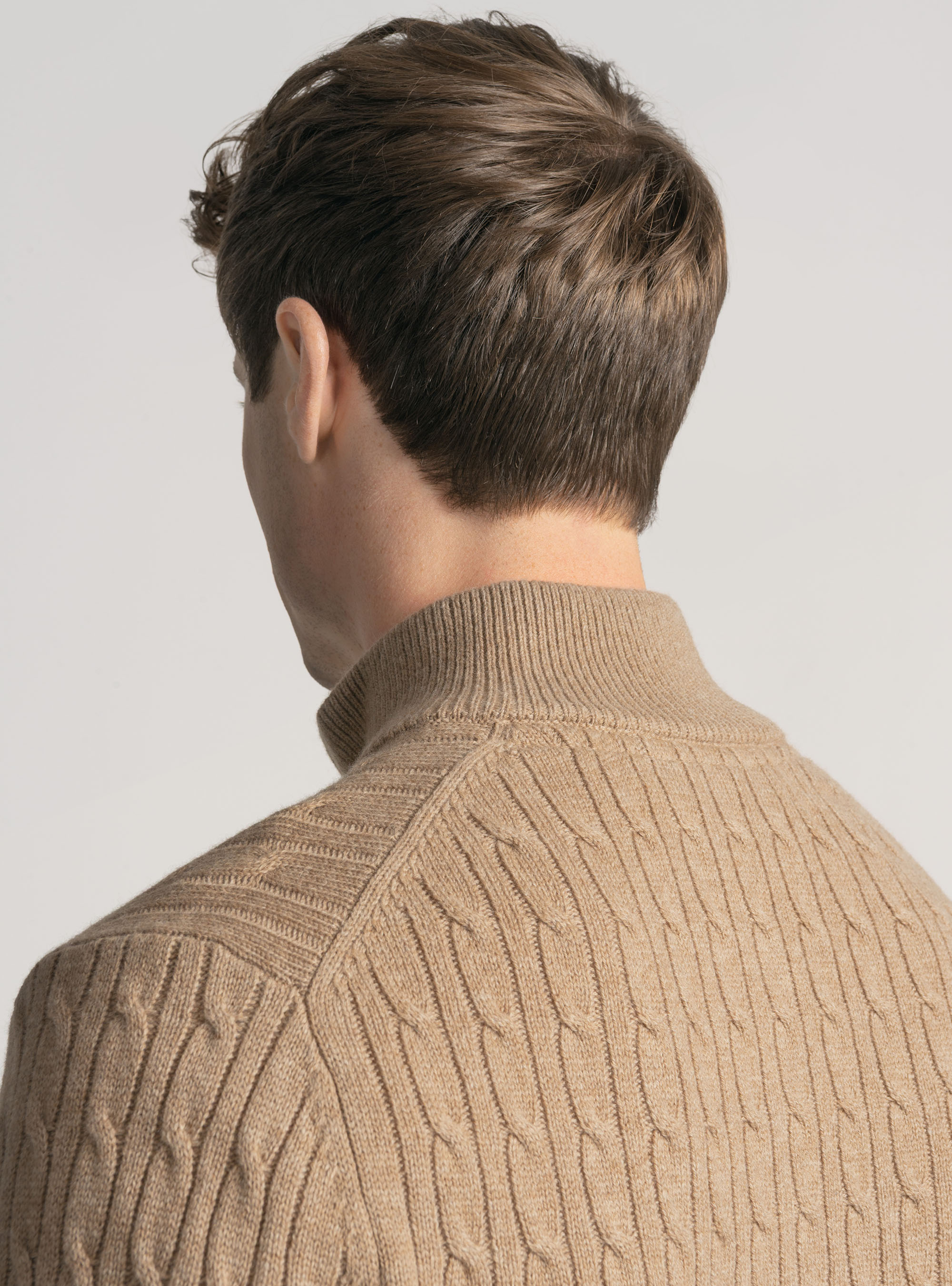 Tricot en laine de cachemire et col roulé, CAMMELLO 0570C