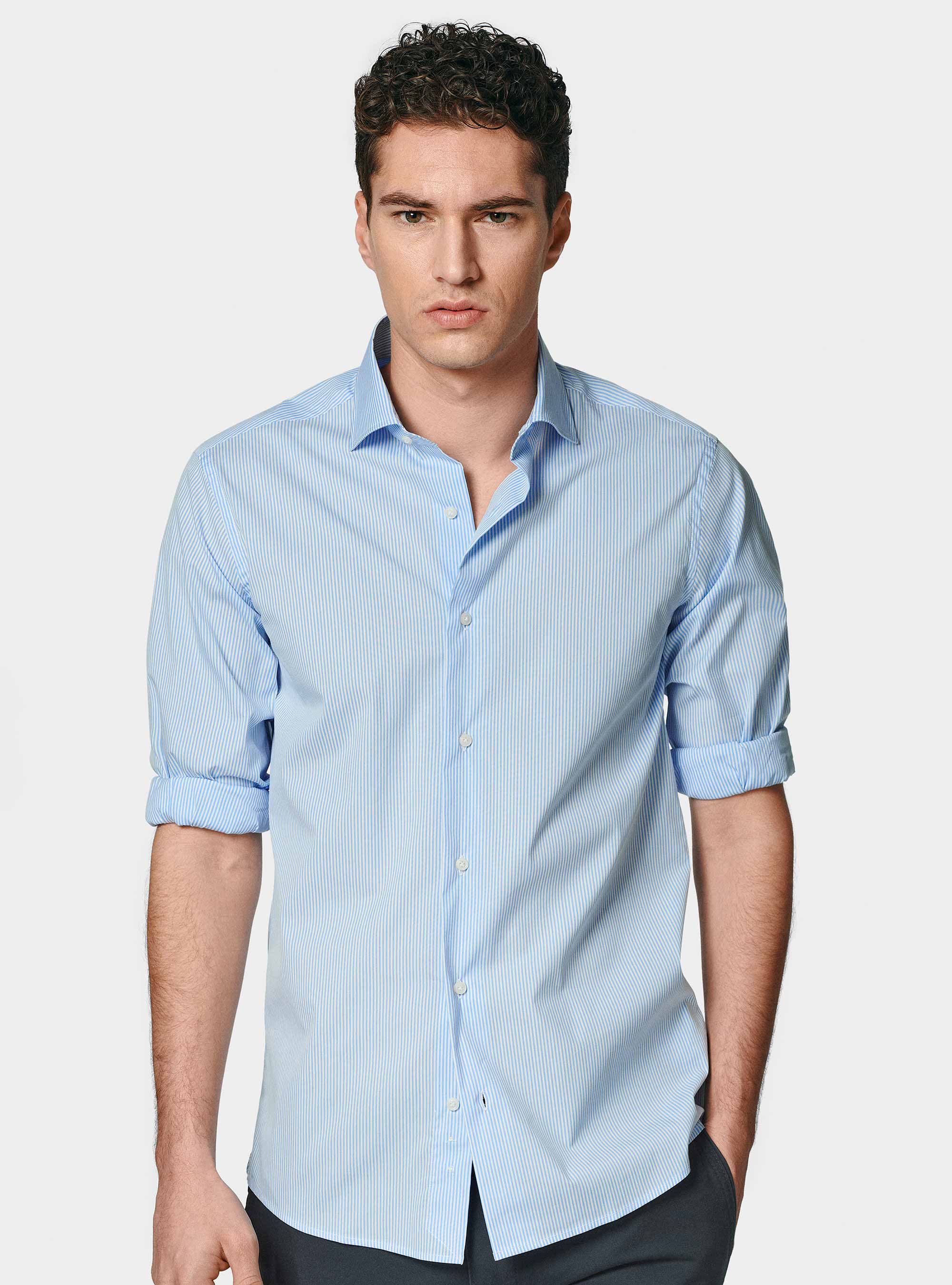 Camicia rigata in popeline stretch, AZZURRO