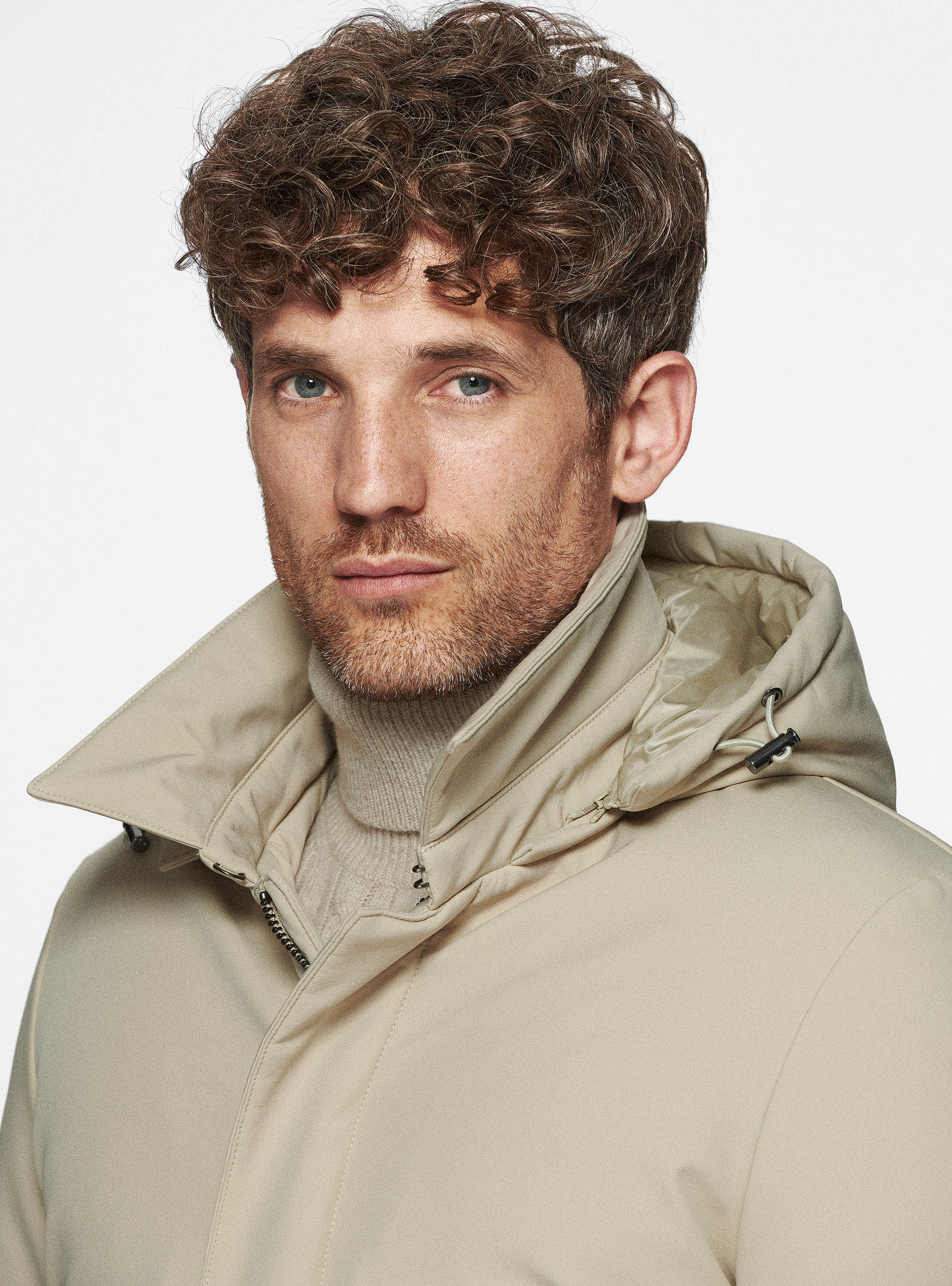 Parka técnica con capucha, ARENA