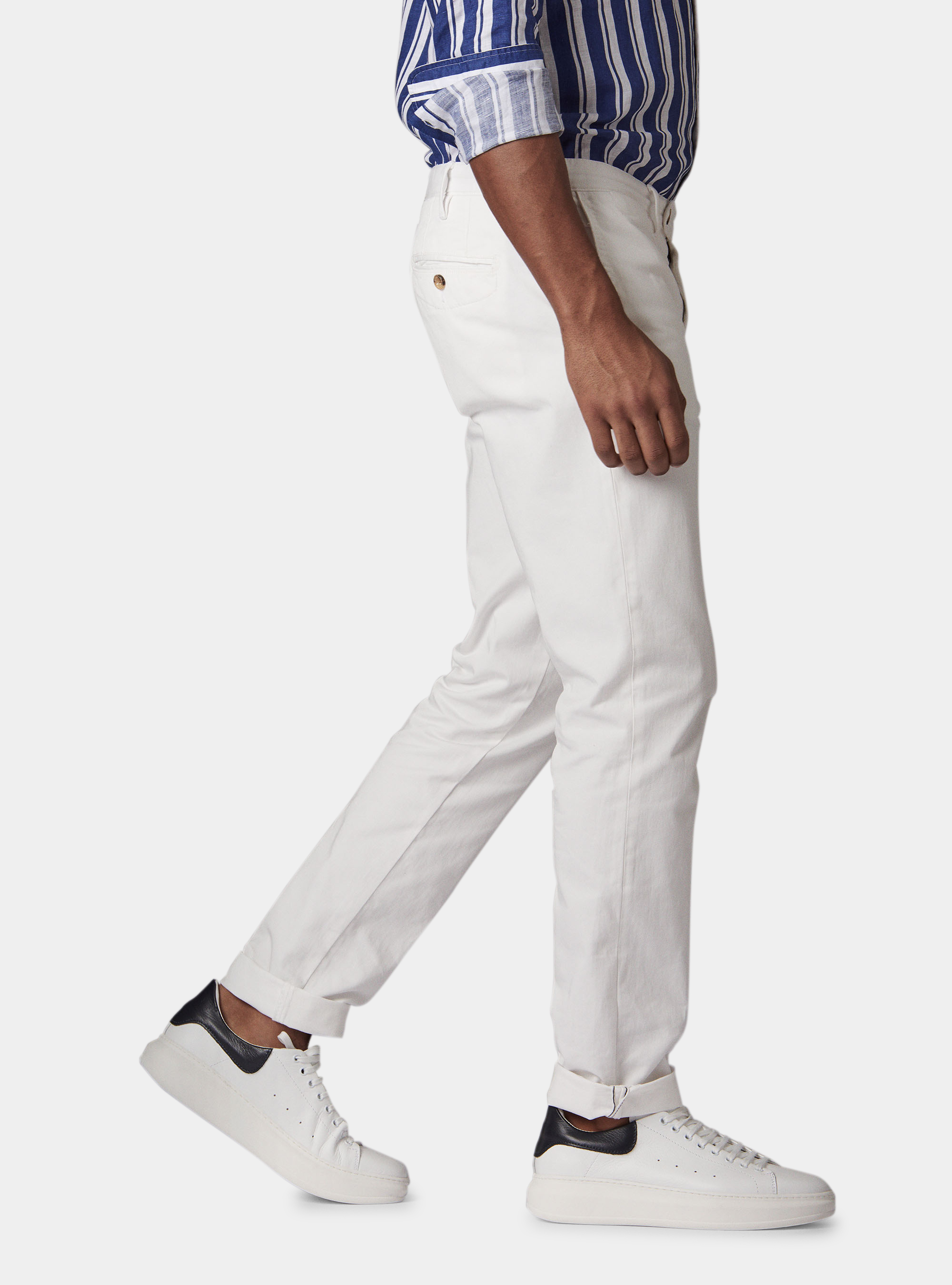 Pantaloni chino in twill di cotone stretch, BIANCO