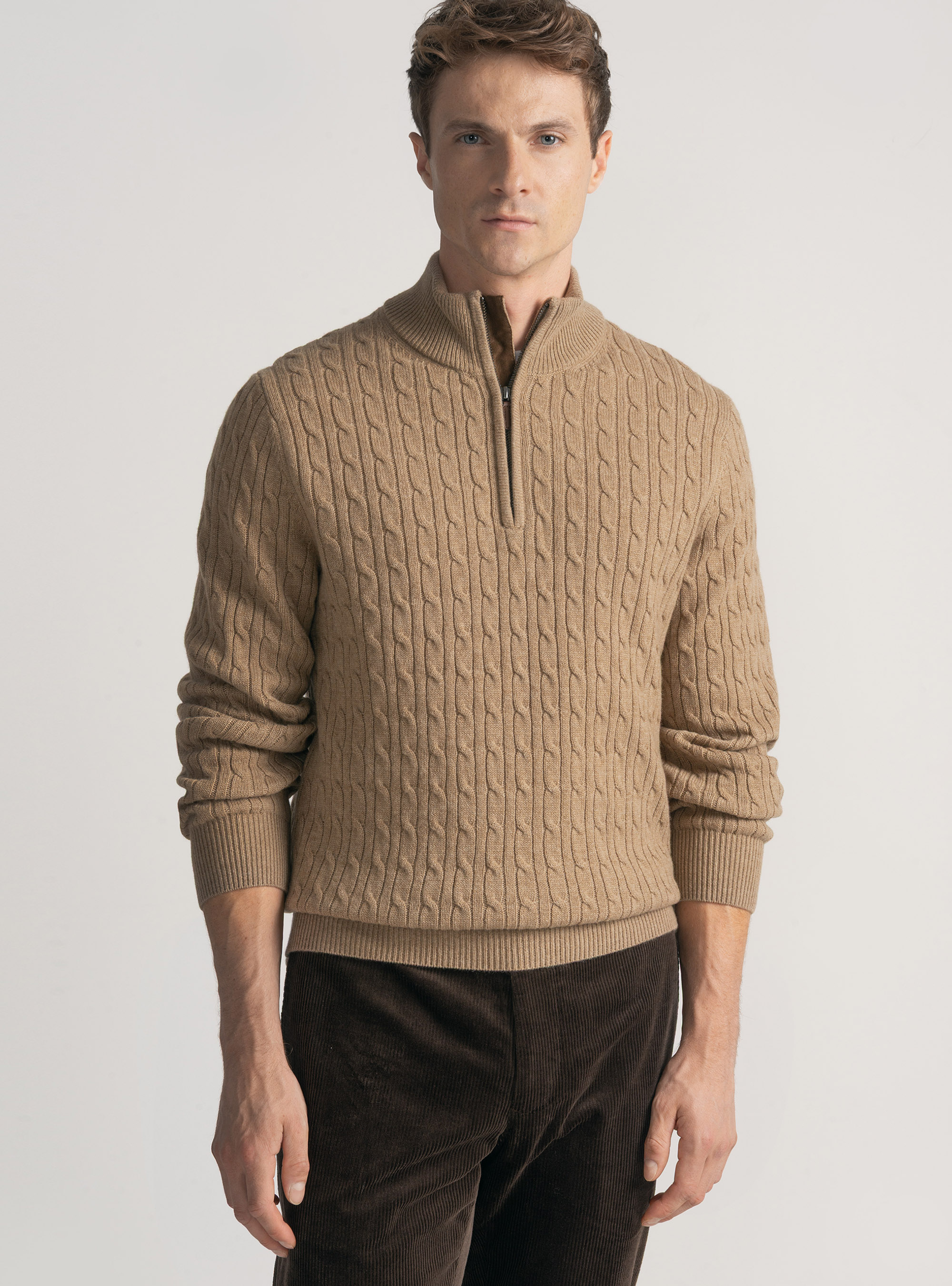 Tricot en laine de cachemire et col roulé, CAMMELLO 0570C