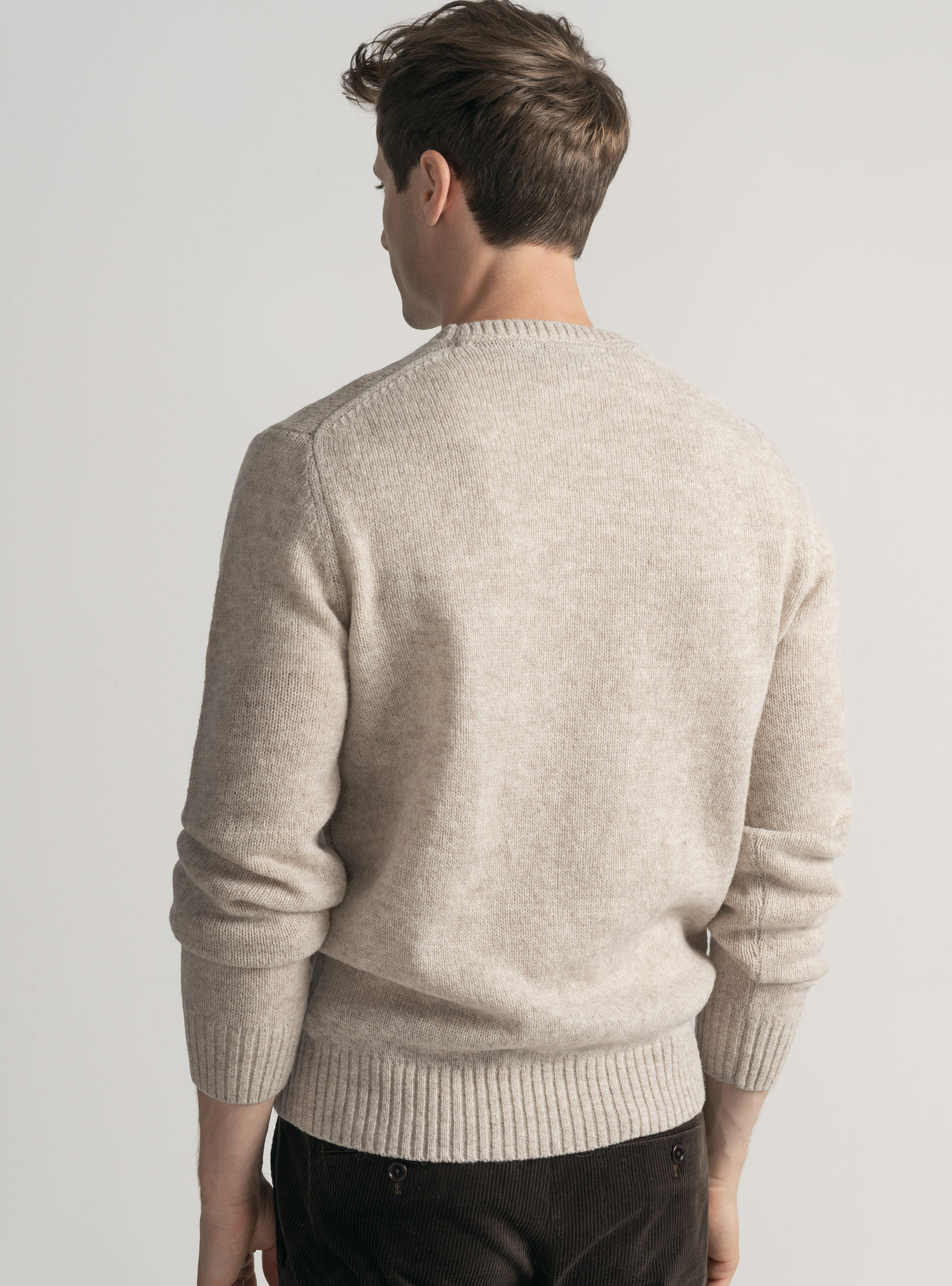 Punto de lana Shetland con cuello redondo, CRUDO