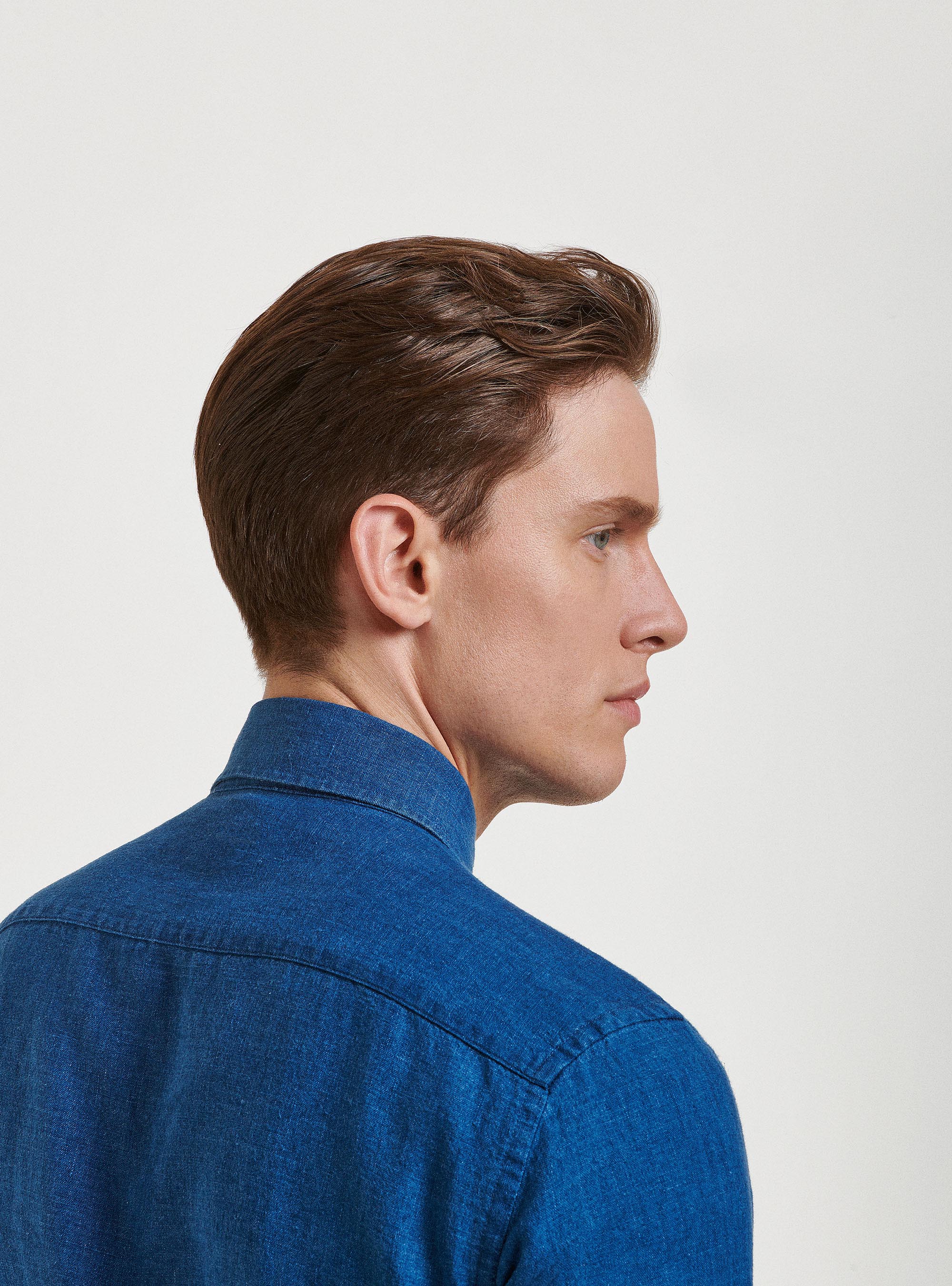 Hemd mit halb-franz&ouml;sischem Kragen aus Leinen-Baumwolle, BLUE 0241C