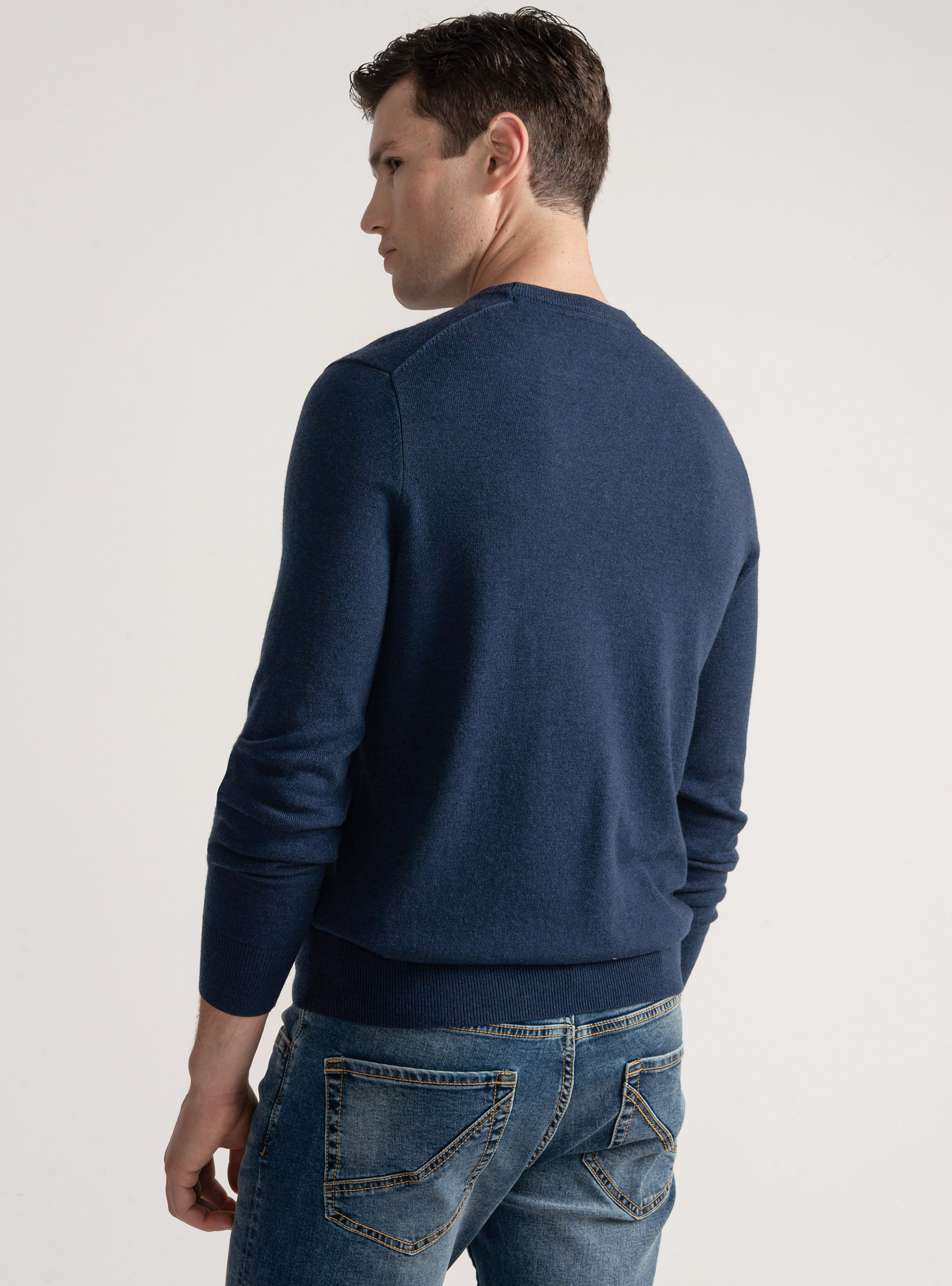 Trikot mit Rundhalsausschnitt aus Wollmischung, INCHIOSTRO 0232C