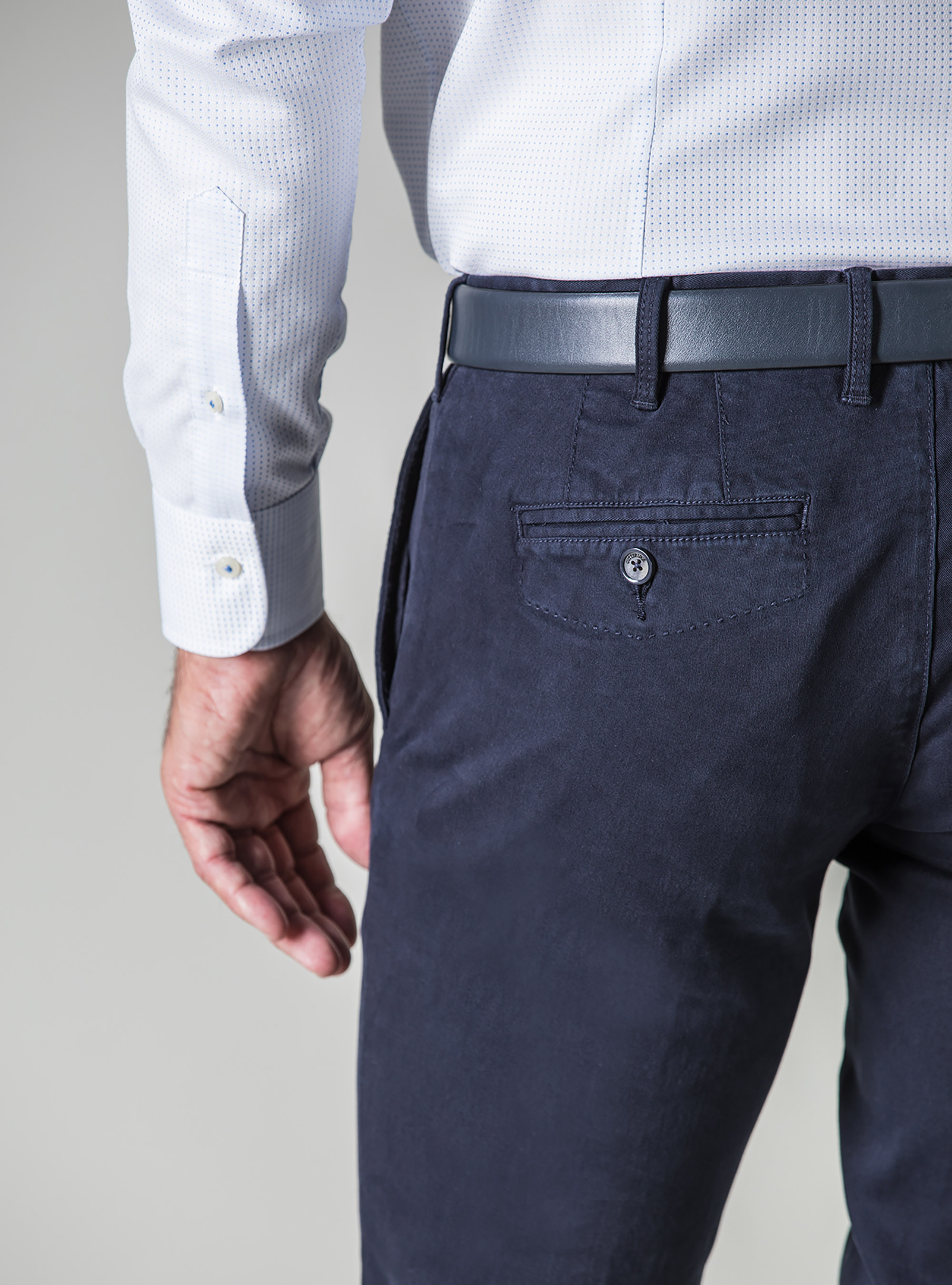 Pantalon chino en twill de coton stretch, BLEU MARINE