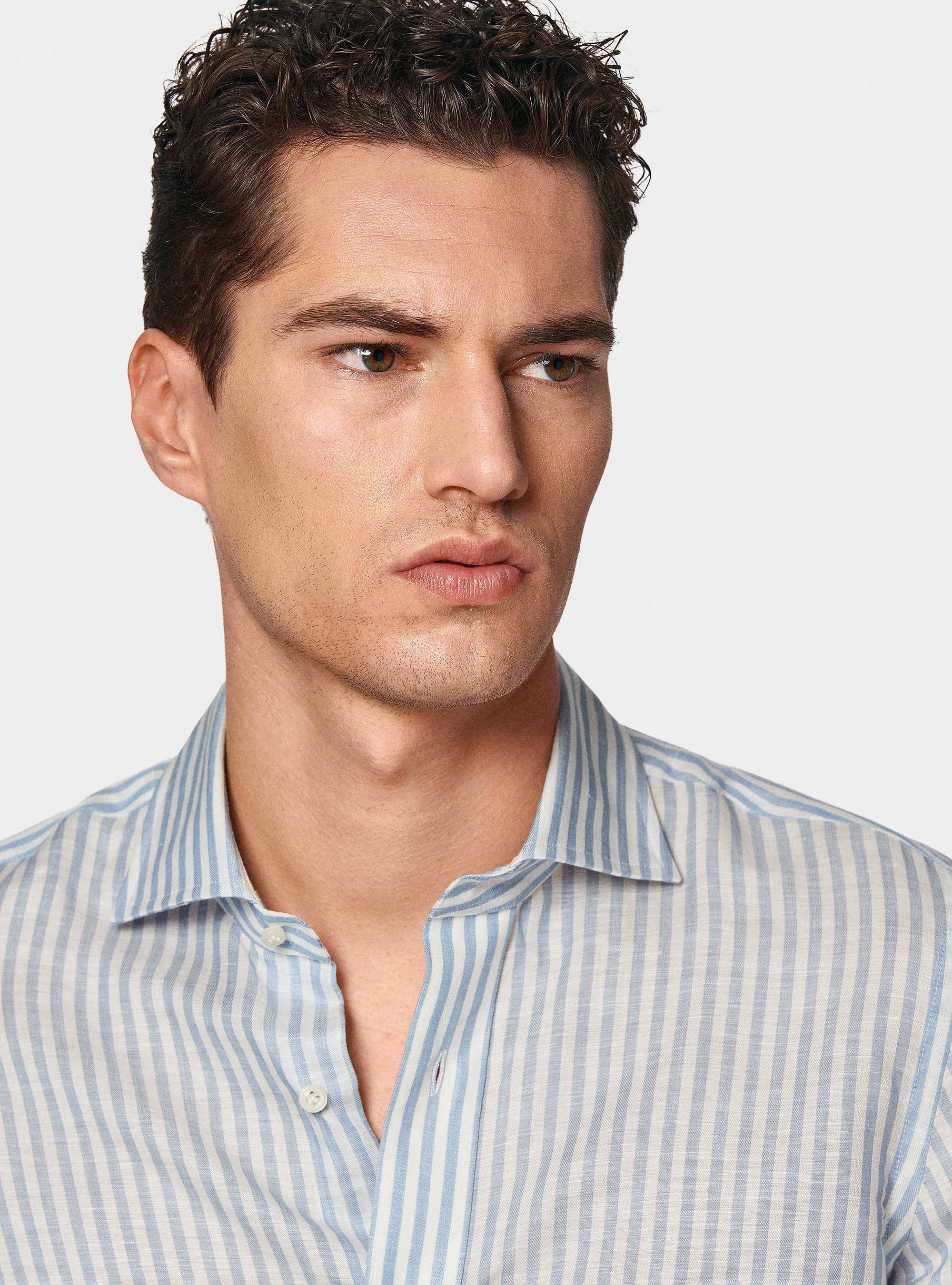 Camisa de rayas en mezcla de lino, CELESTE