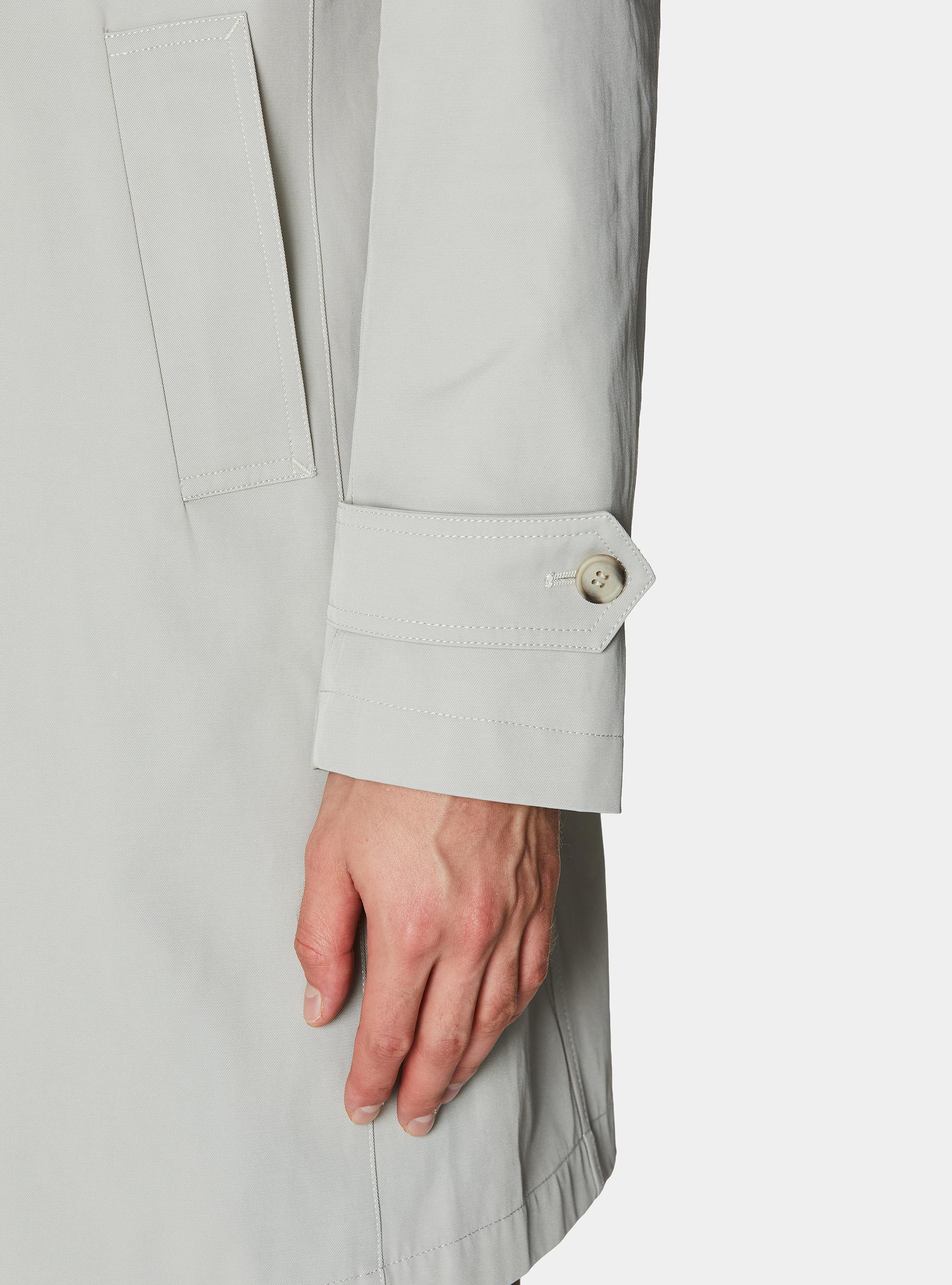 Impermeable de botonadura sencilla en mezcla de algod&oacute;n, CRUDO