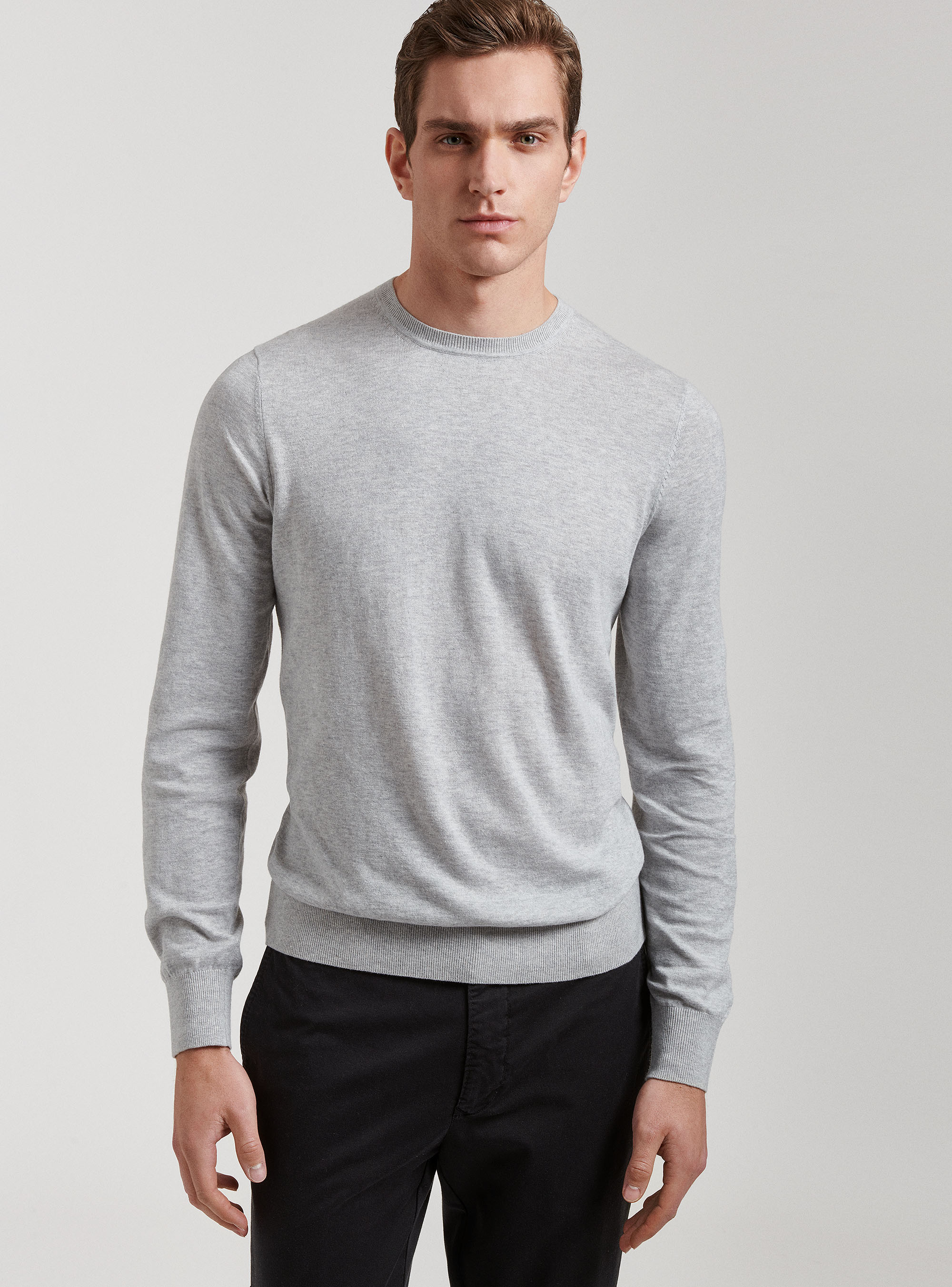 Jersey de cuello redondo de algod&oacute;n, seda y cachemira, GRIS CLARO JASPEADO