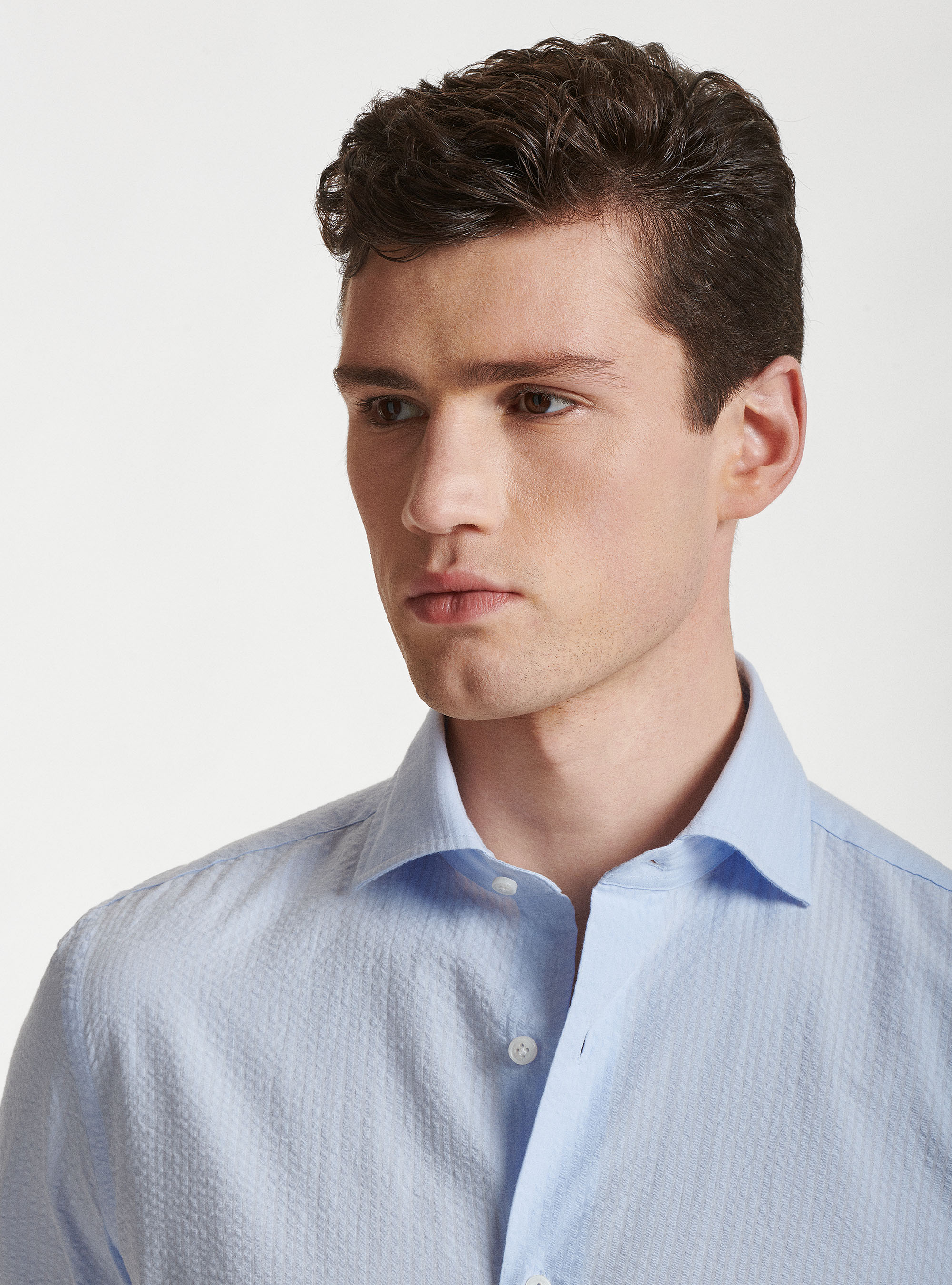 Hemd mit halbfranz&ouml;sischem Kragen aus Seersucker-Baumwolle, AZZURRO 0276C