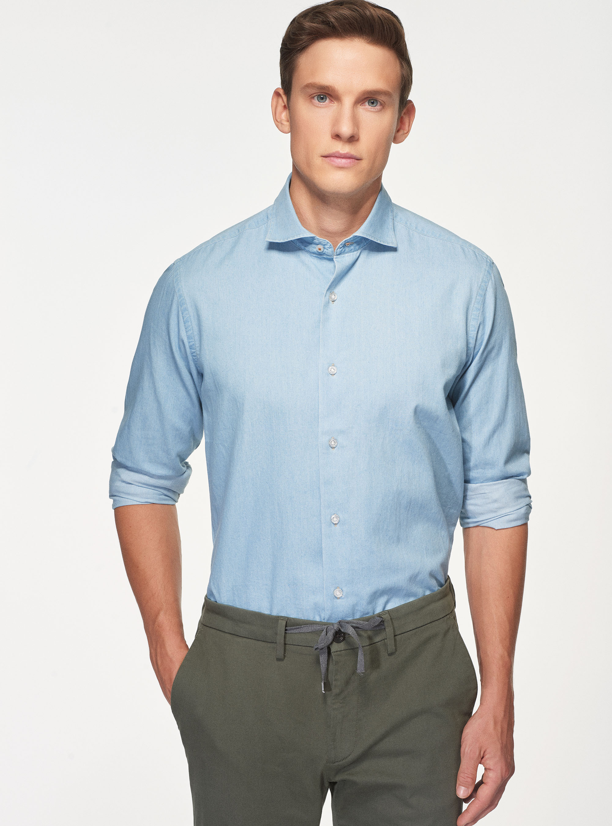 Camicia collo semi francese in cotone chambray, AZZURRO