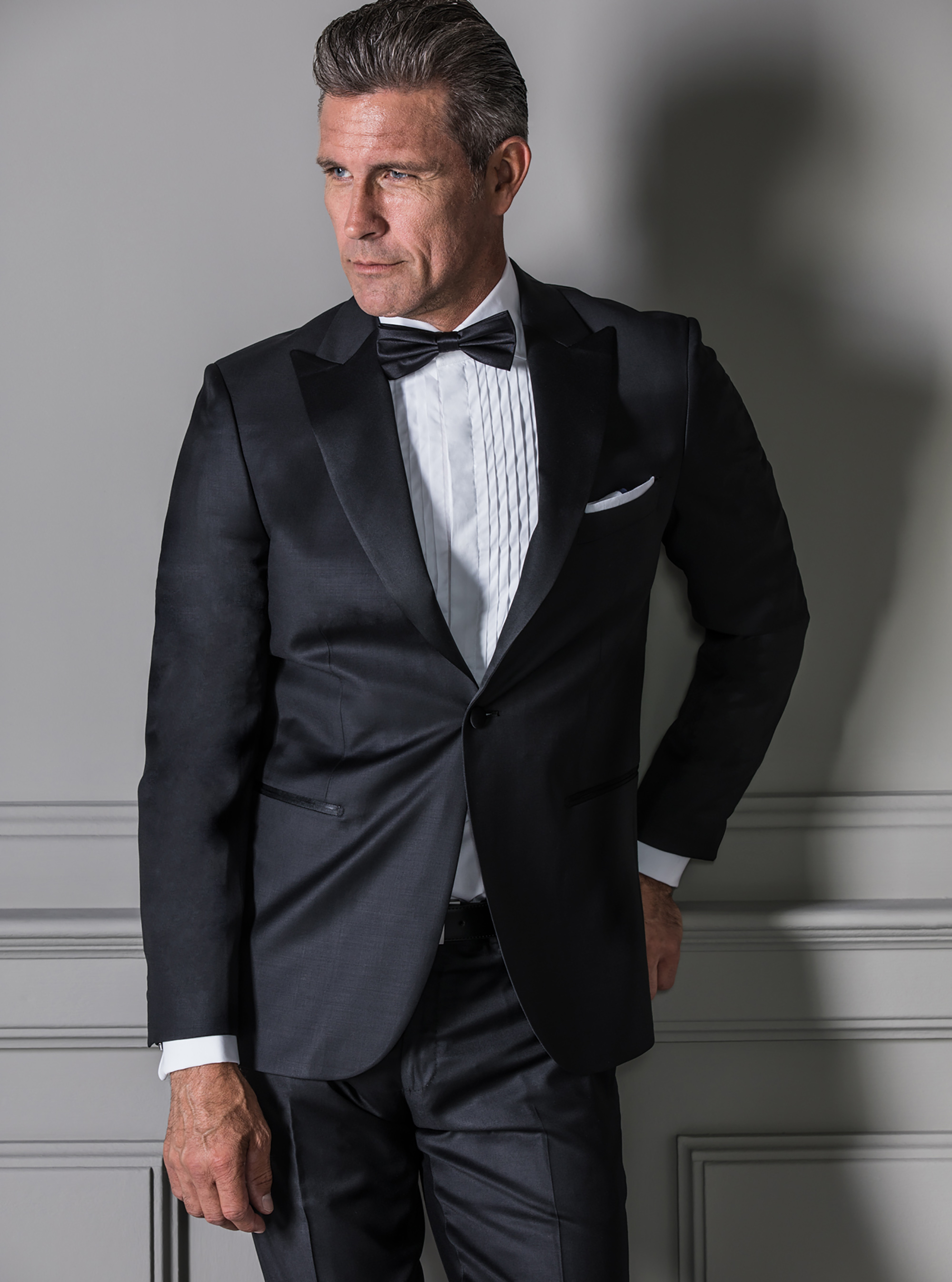 120's Superfine Wool Tuxedo, NEGRO