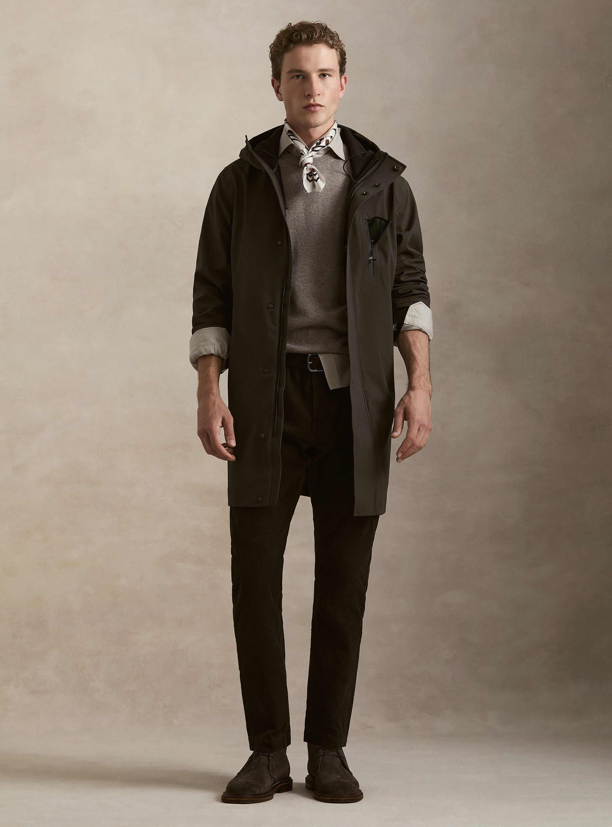 Long technical jacket with a hood, GREEN