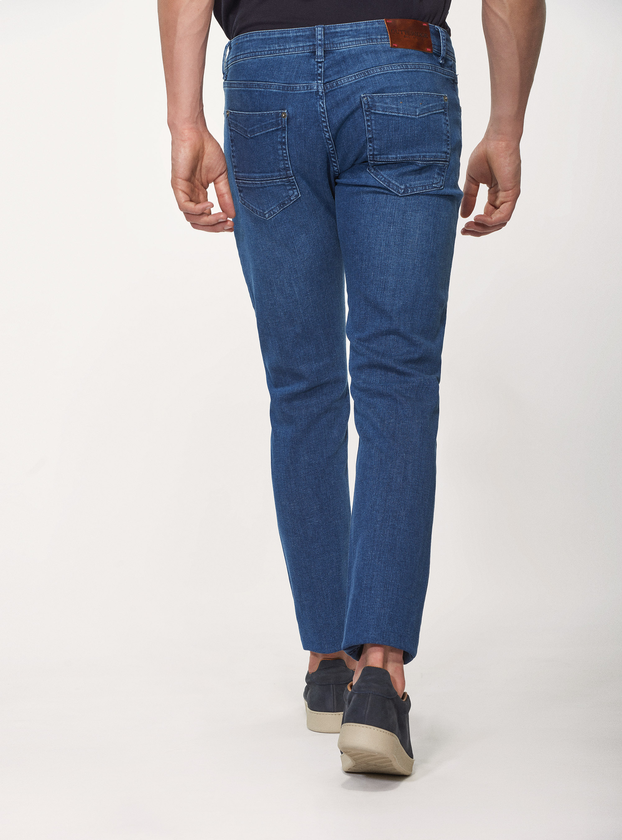 Coloured tailor fit jeans, BLUE