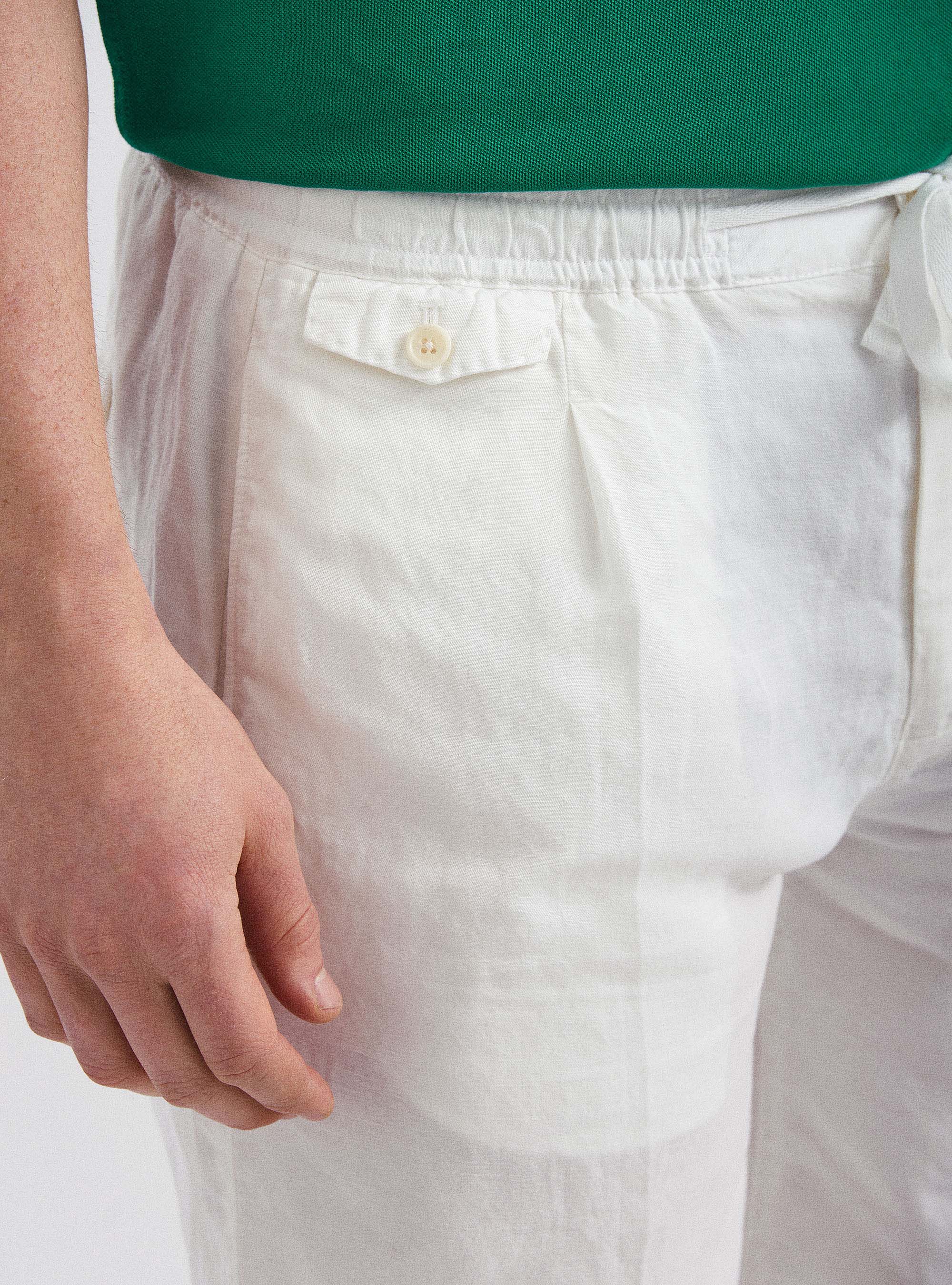Linen Bermuda shorts with drawstrings, WHITE