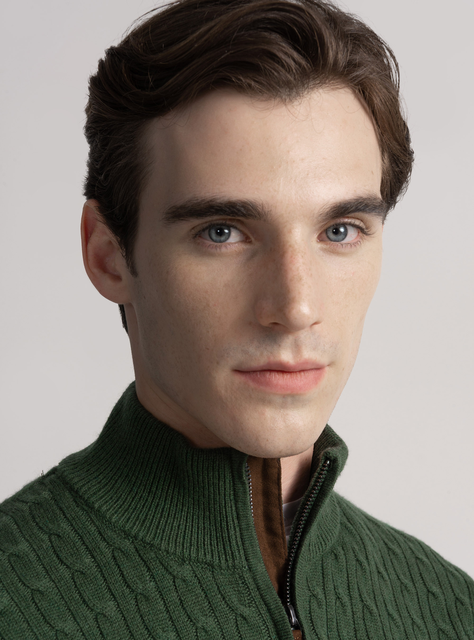 Maglia con collo mock e treccia in misto lana, MILITARE 0609C