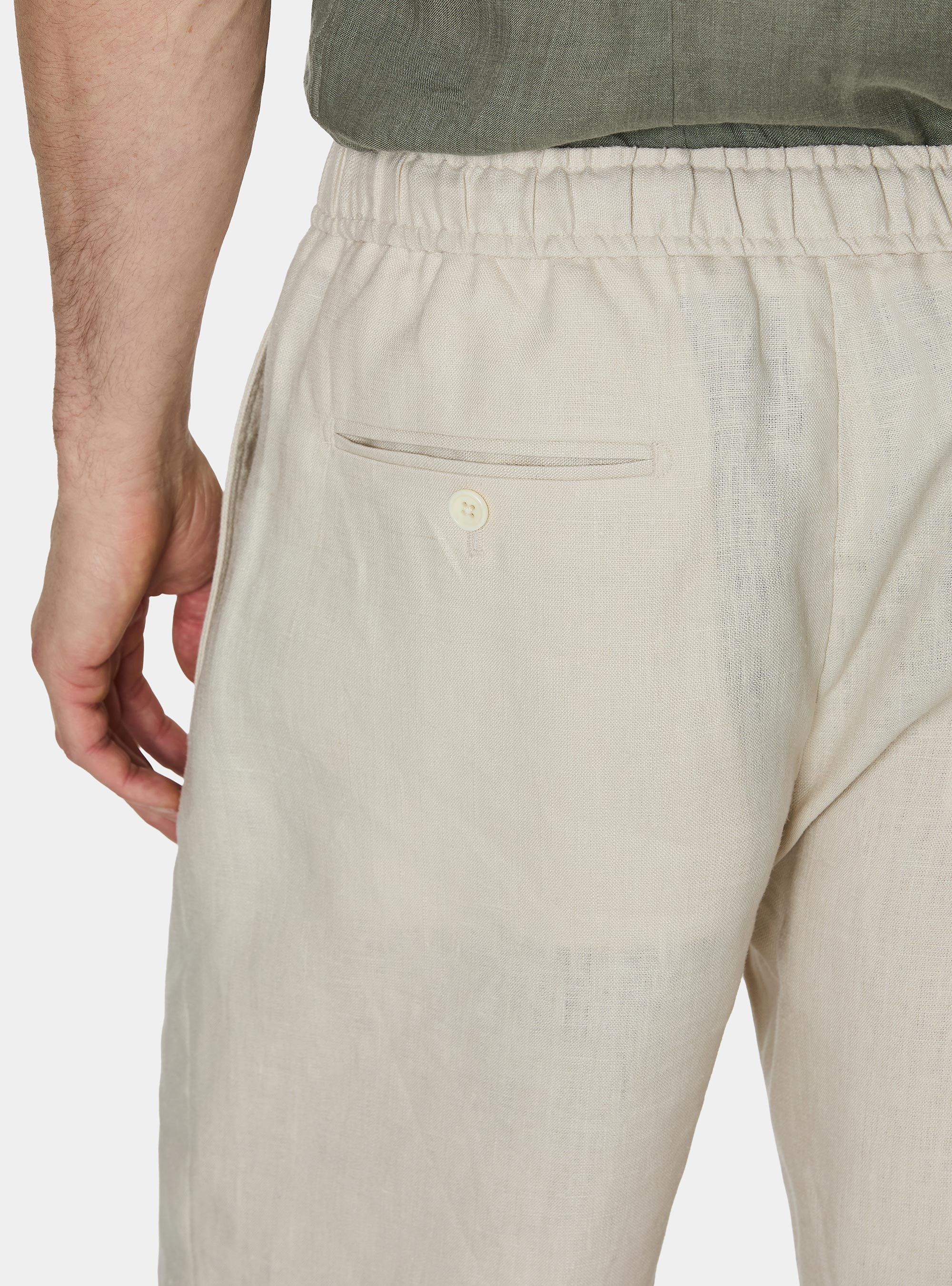 Linen Bermuda shorts with drawstring, ECRU