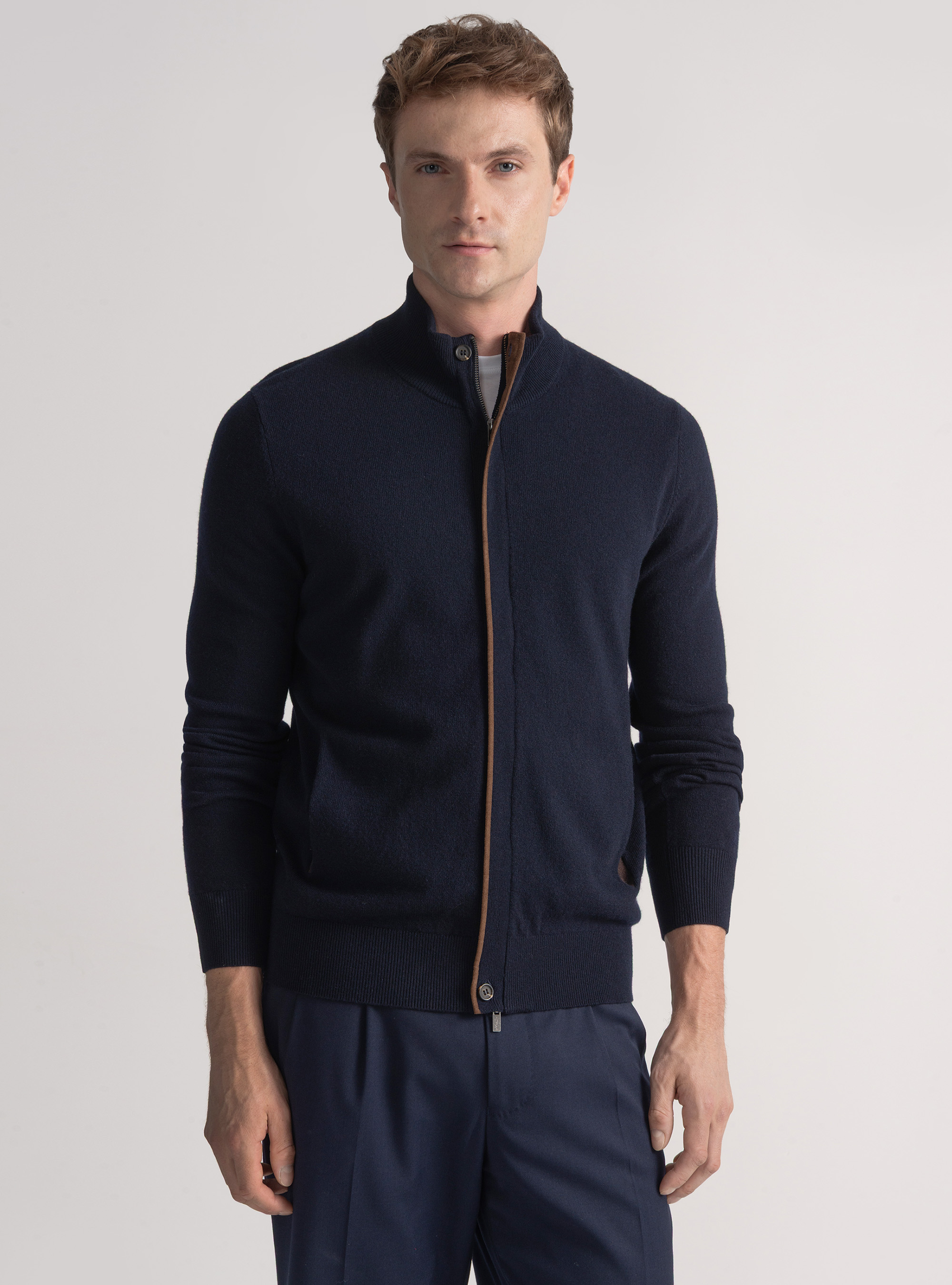 Cardigan in maglia con zip in lana lambswool e cashmere