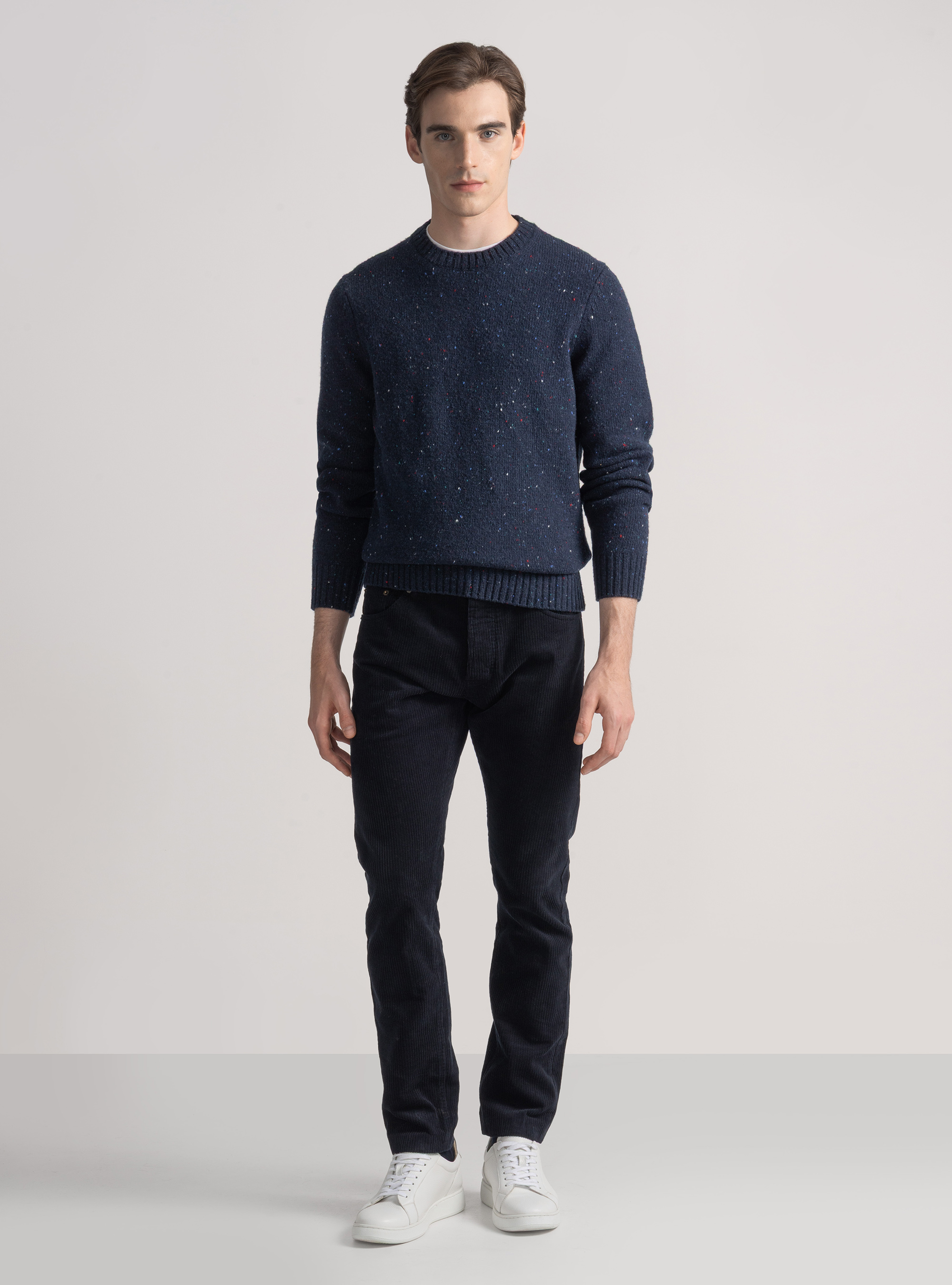 Crew-neck sweater in wool blend, NAVY BLUE