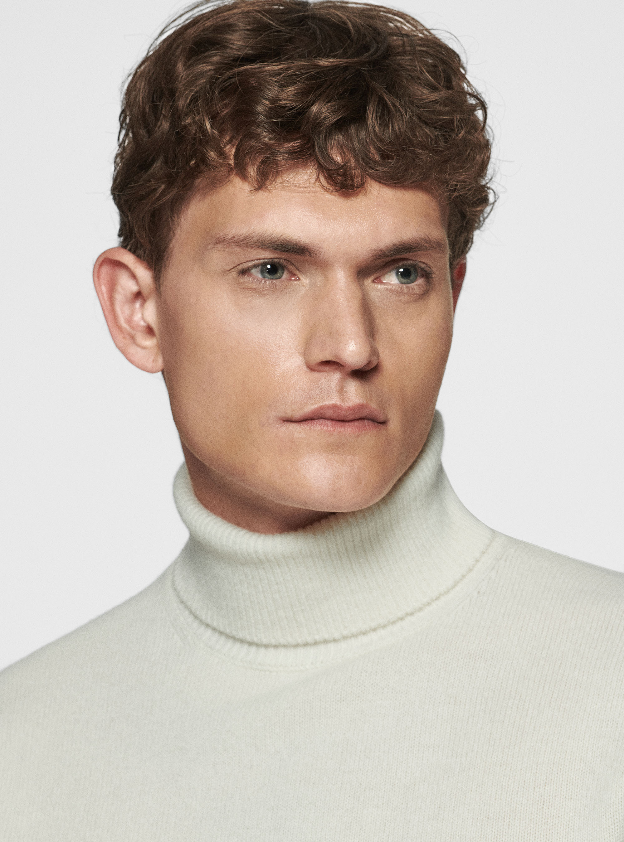 Rollkragenpullover aus Merinowolle, BIANCO 0099C