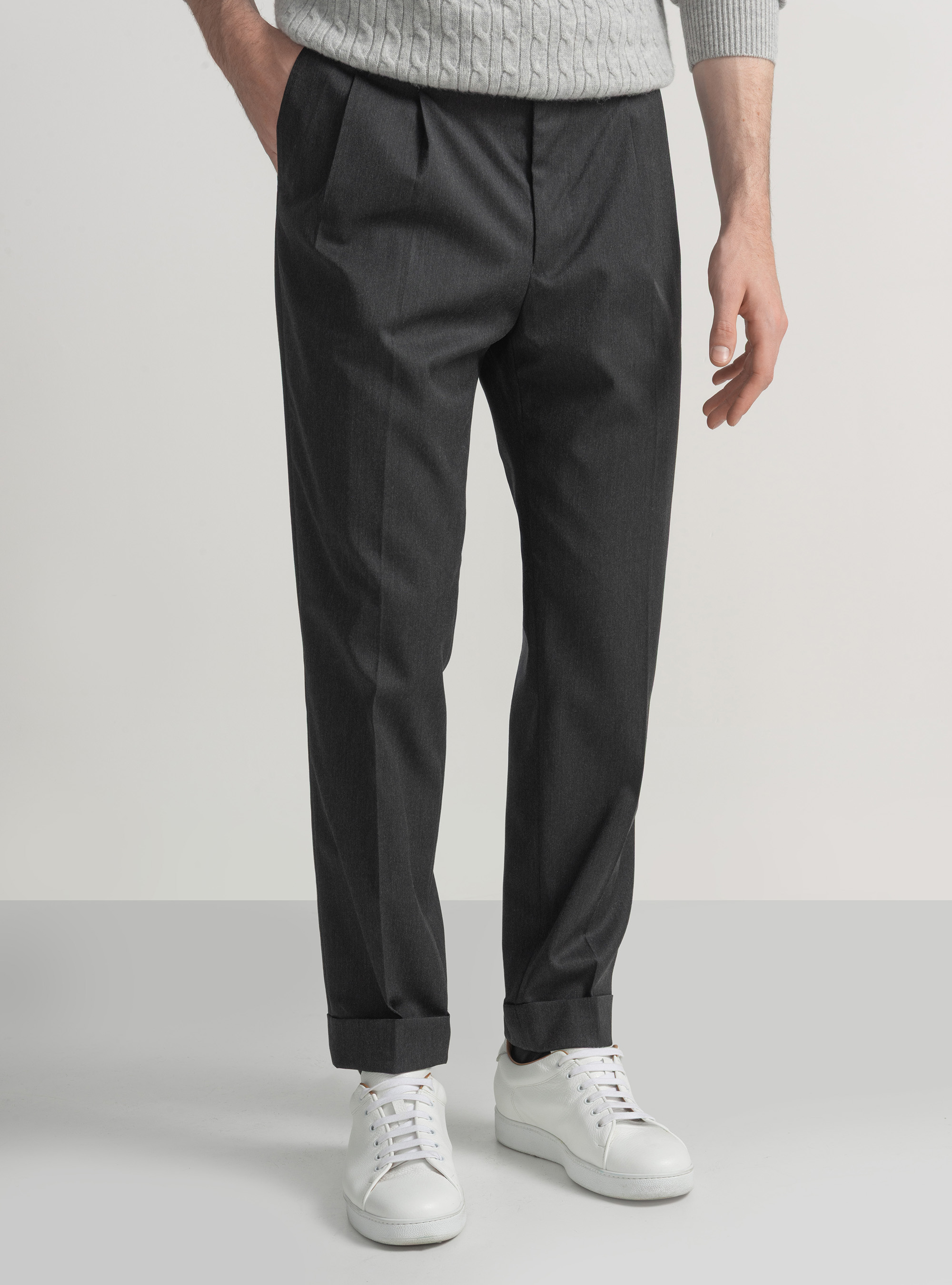 Klassische Hose mit Bundfalten, ASFALTO 0115C