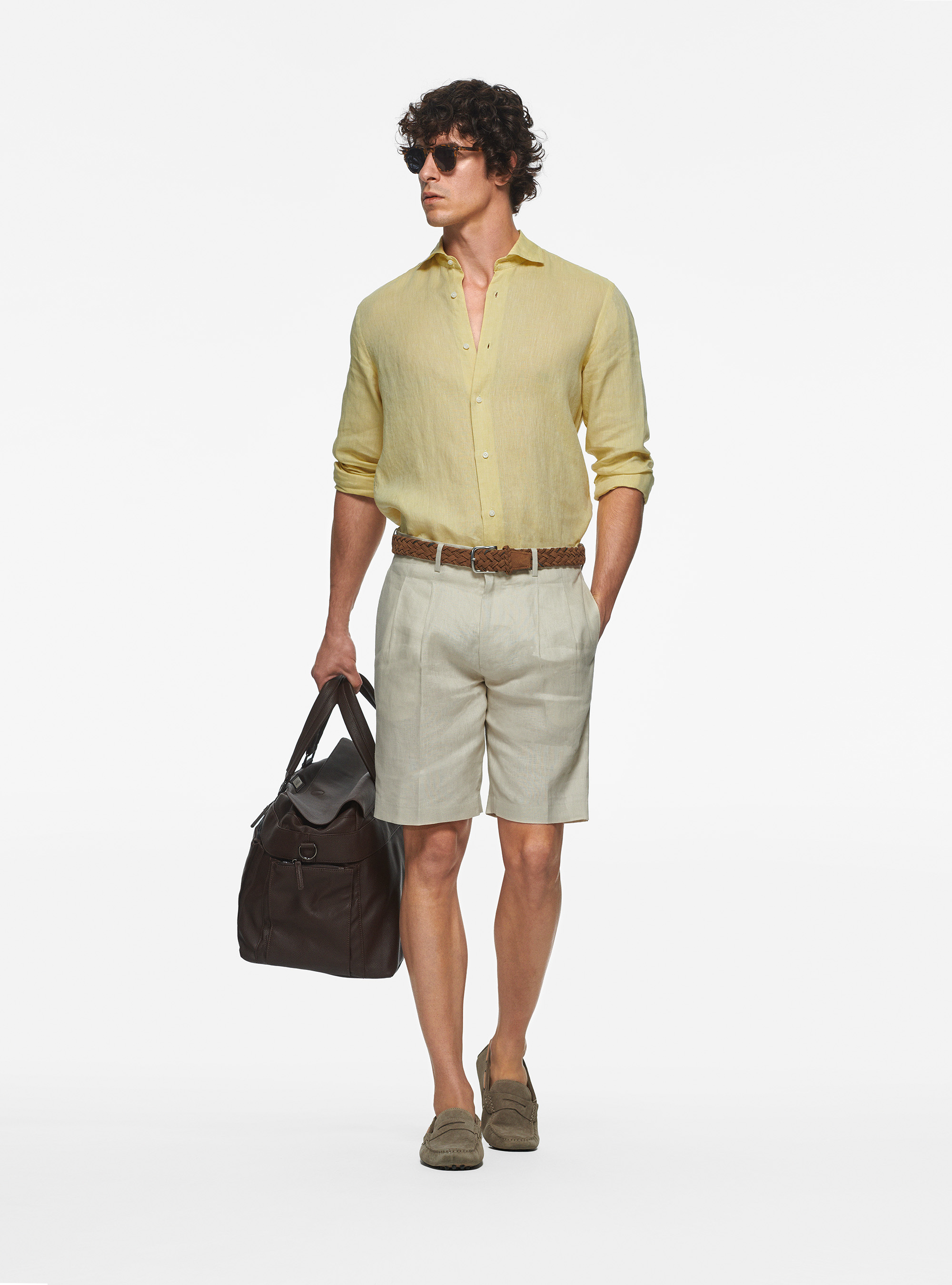 Bermudas de lino con pliegues, CRUDO
