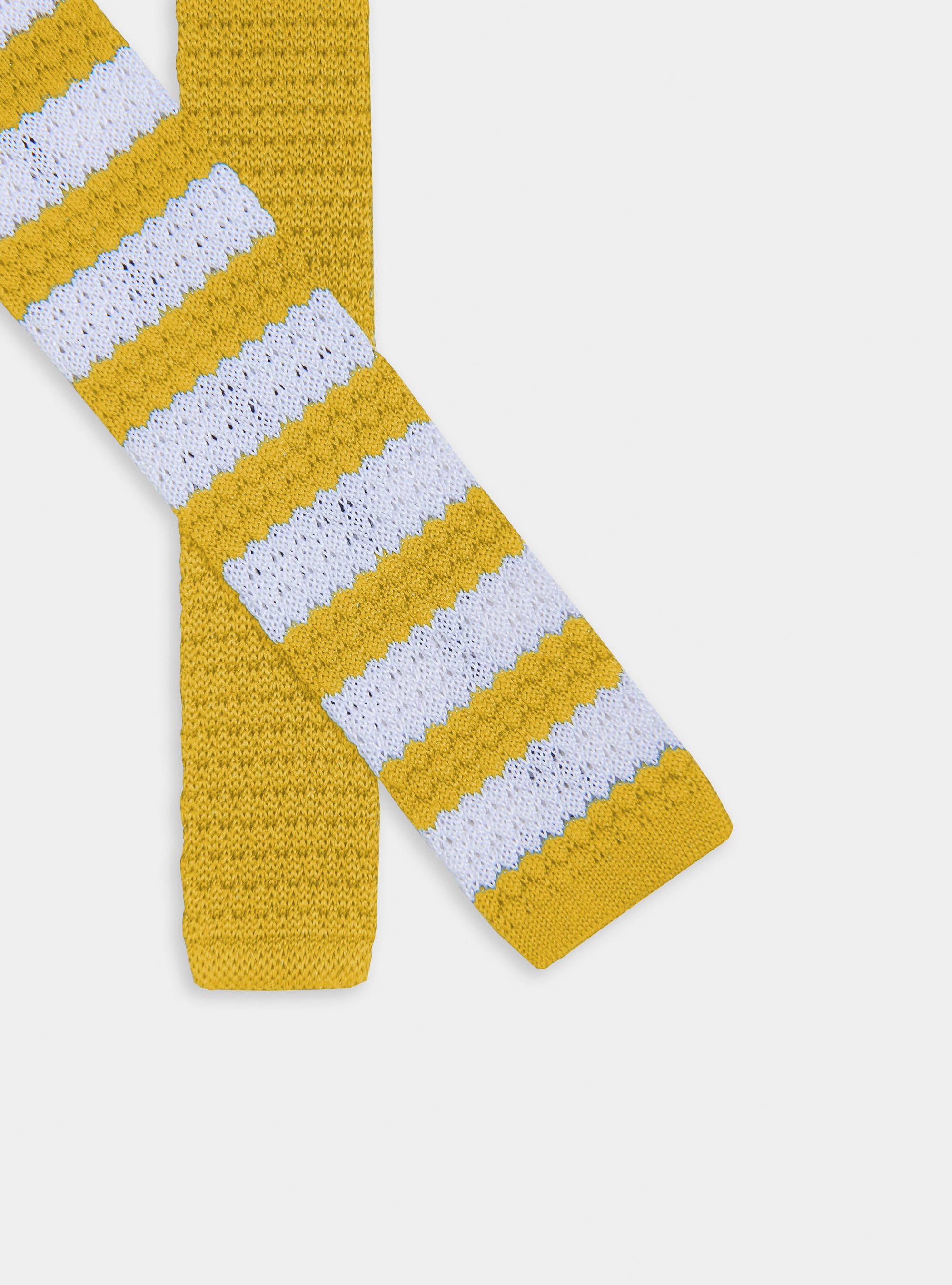 Cravatta in maglia a righe, OCRA