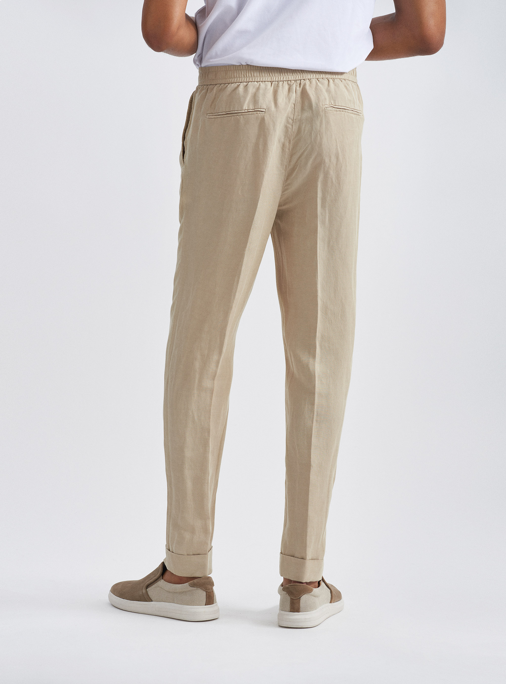 Pantaloni con pinces e coulisse in misto lino | GutteridgeEU | Pantaloni  Uomo