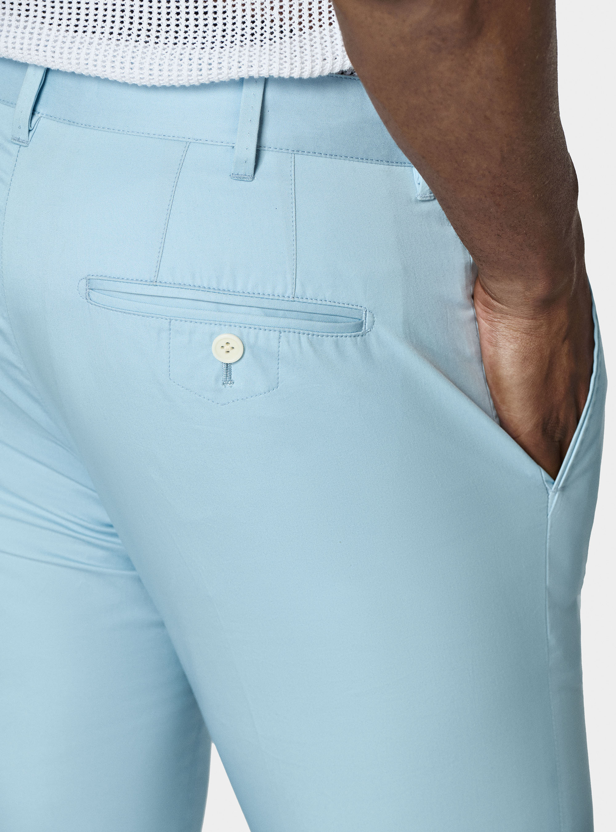 Pantal&oacute;n chino slim fit de sarga ligera, CELESTE