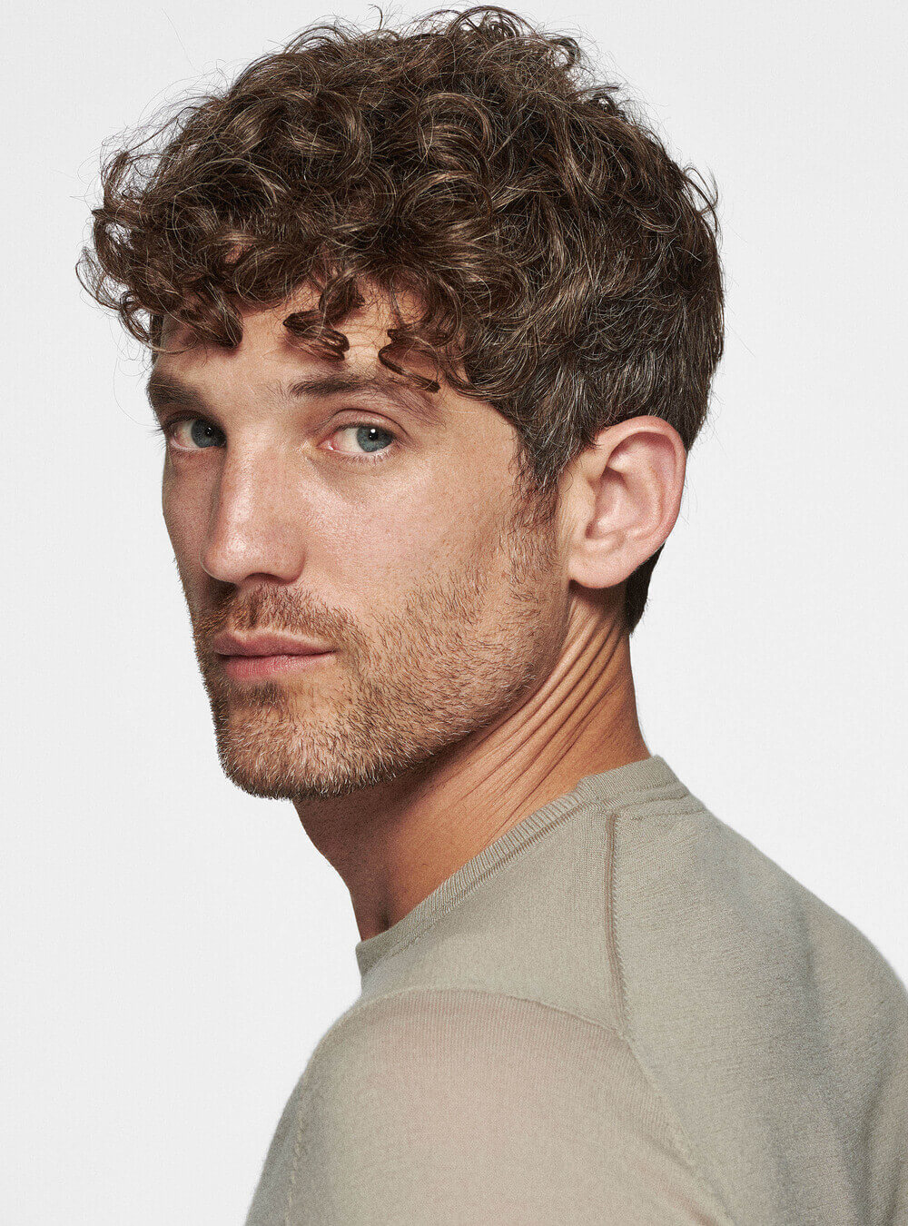 Maglia girocollo in pura lana merino extrafine, SABBIA