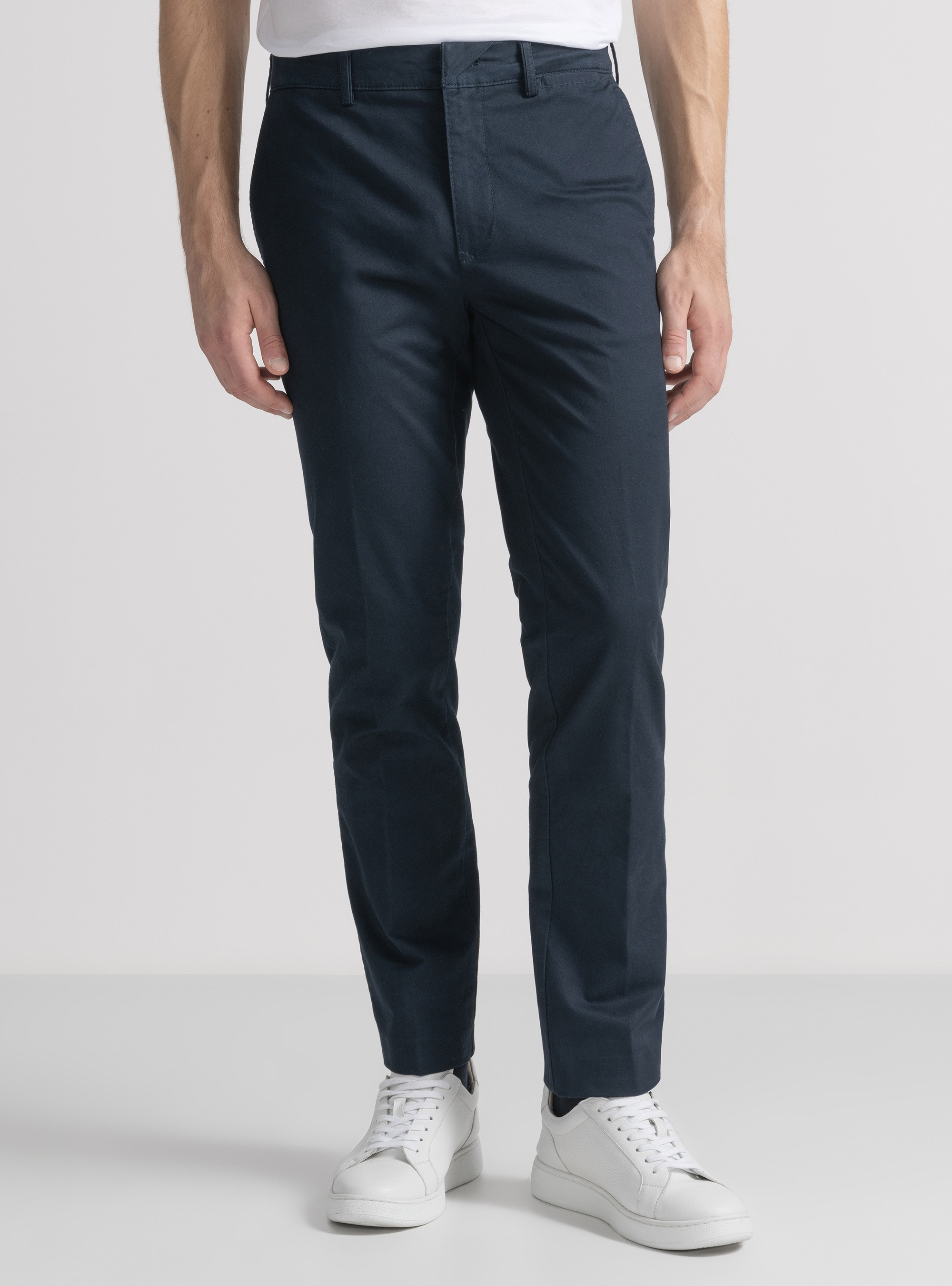 Pantaloni chino slim fit in twill stretch