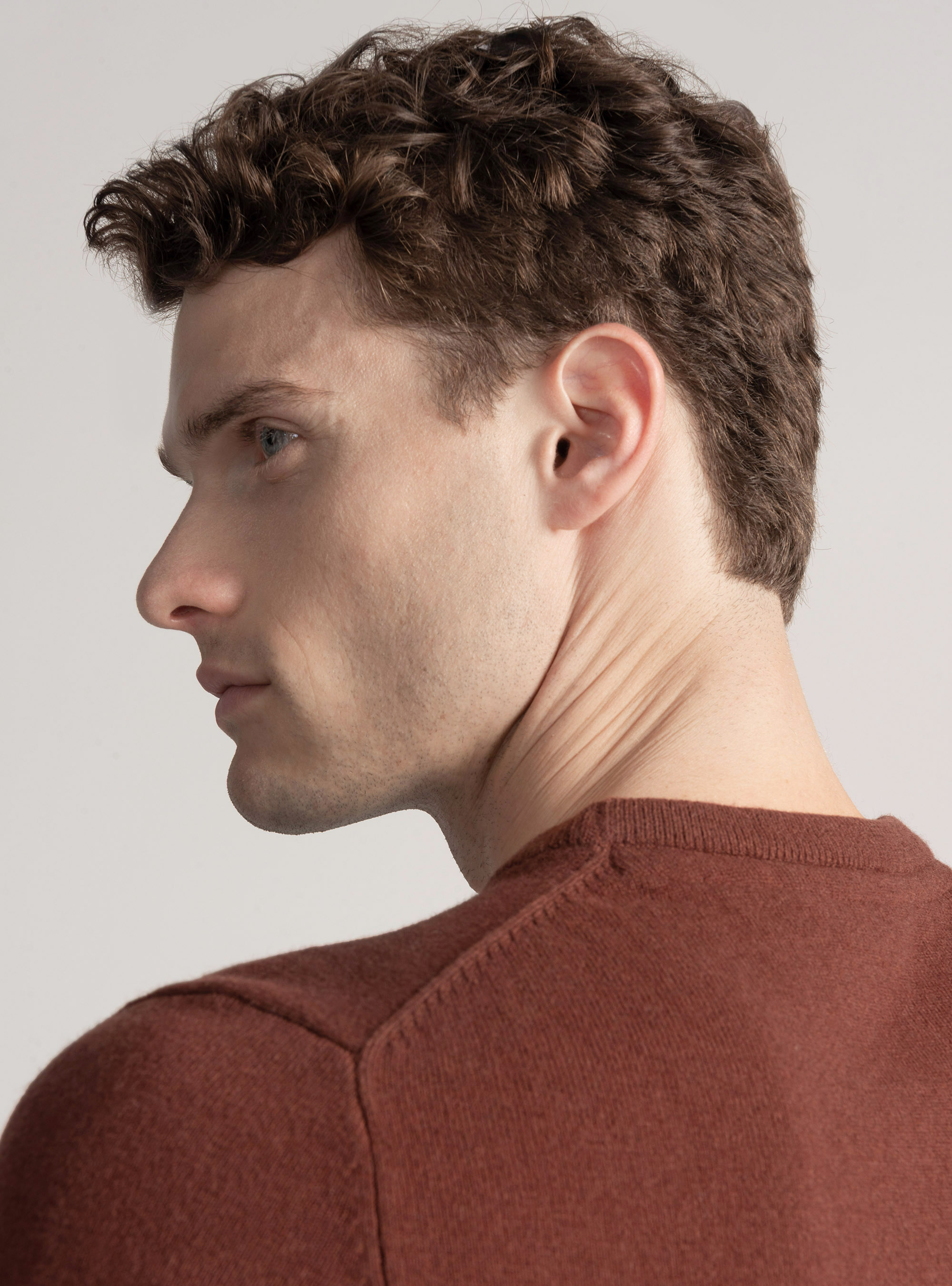 Trikot mit Rundhalsausschnitt aus Lambswool und Kaschmir, 0396C MATTONE