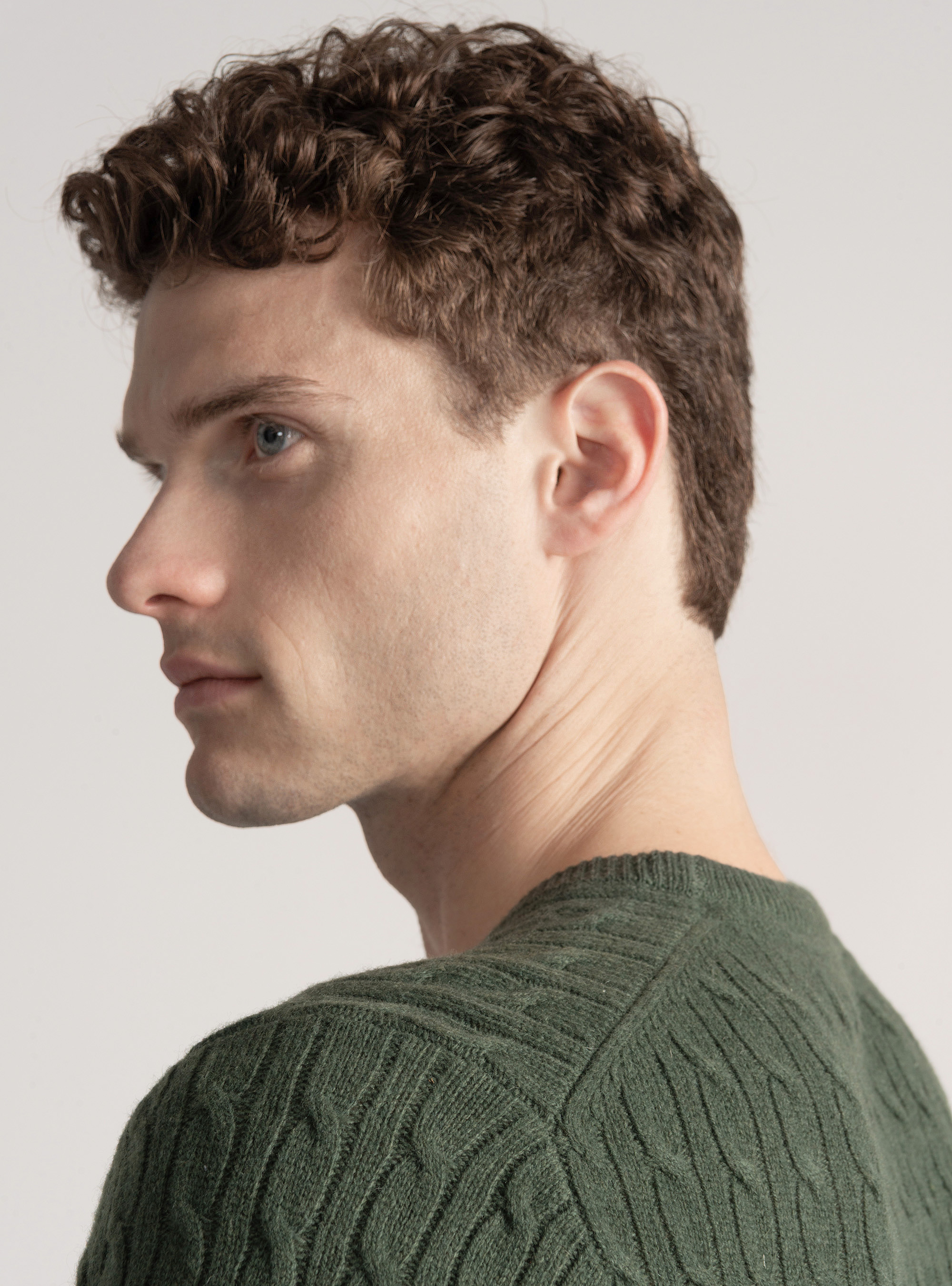 Maglia girocollo con treccia in lana e cashmere, MILITARE 0609C