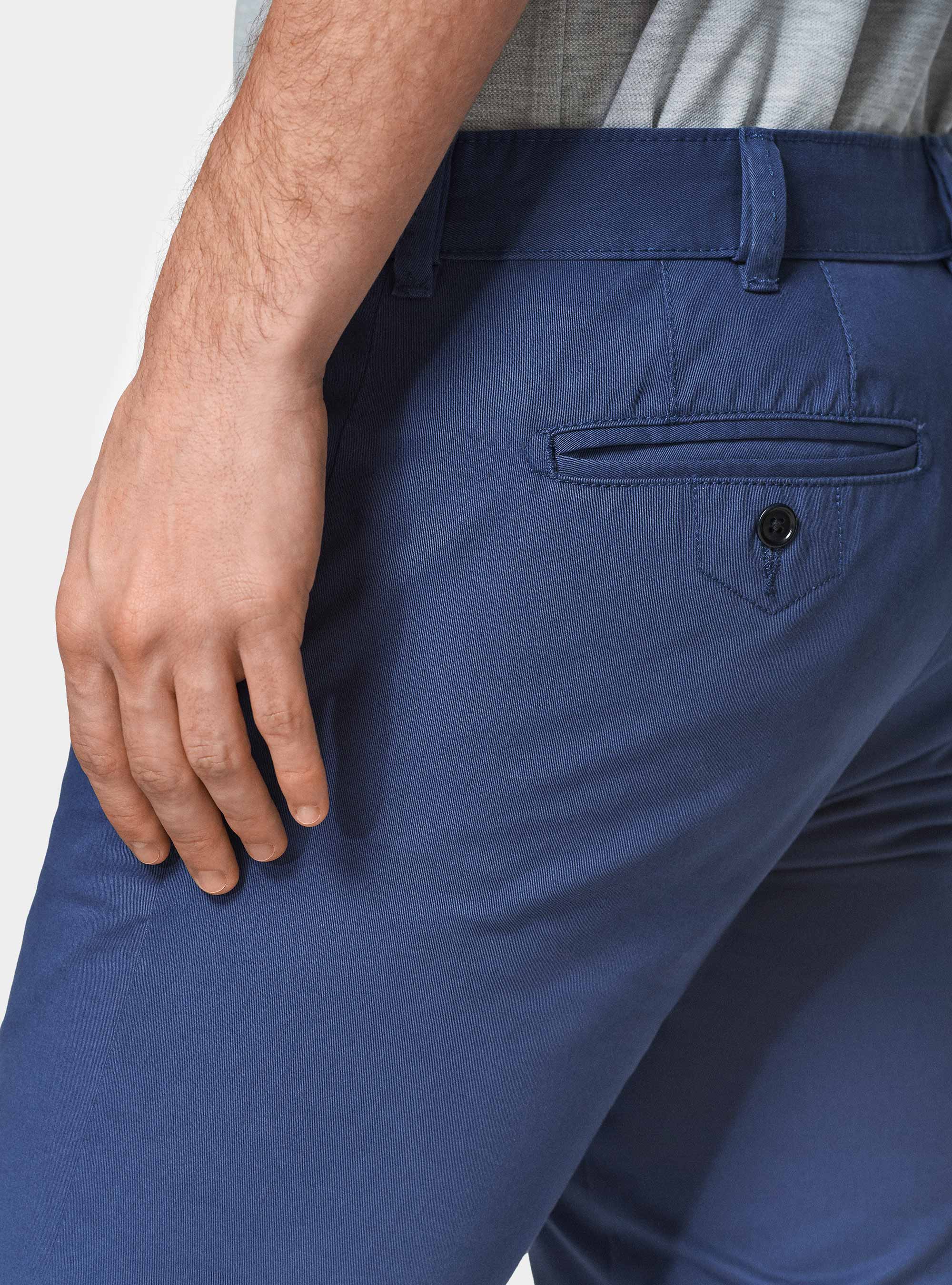 Pantaloni chino slim fit in cotone twill, BLU
