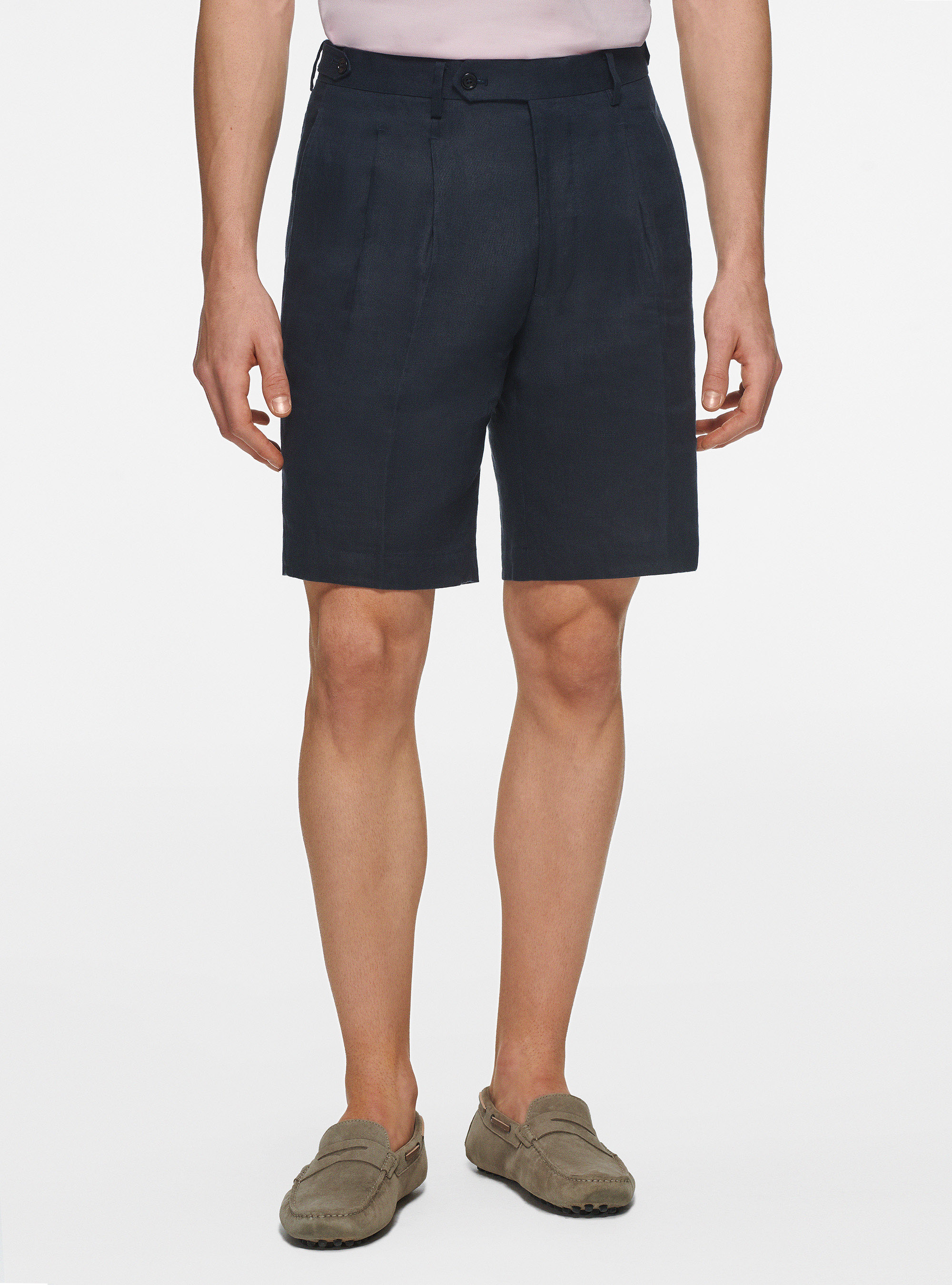 Bermuda in lino con pinces