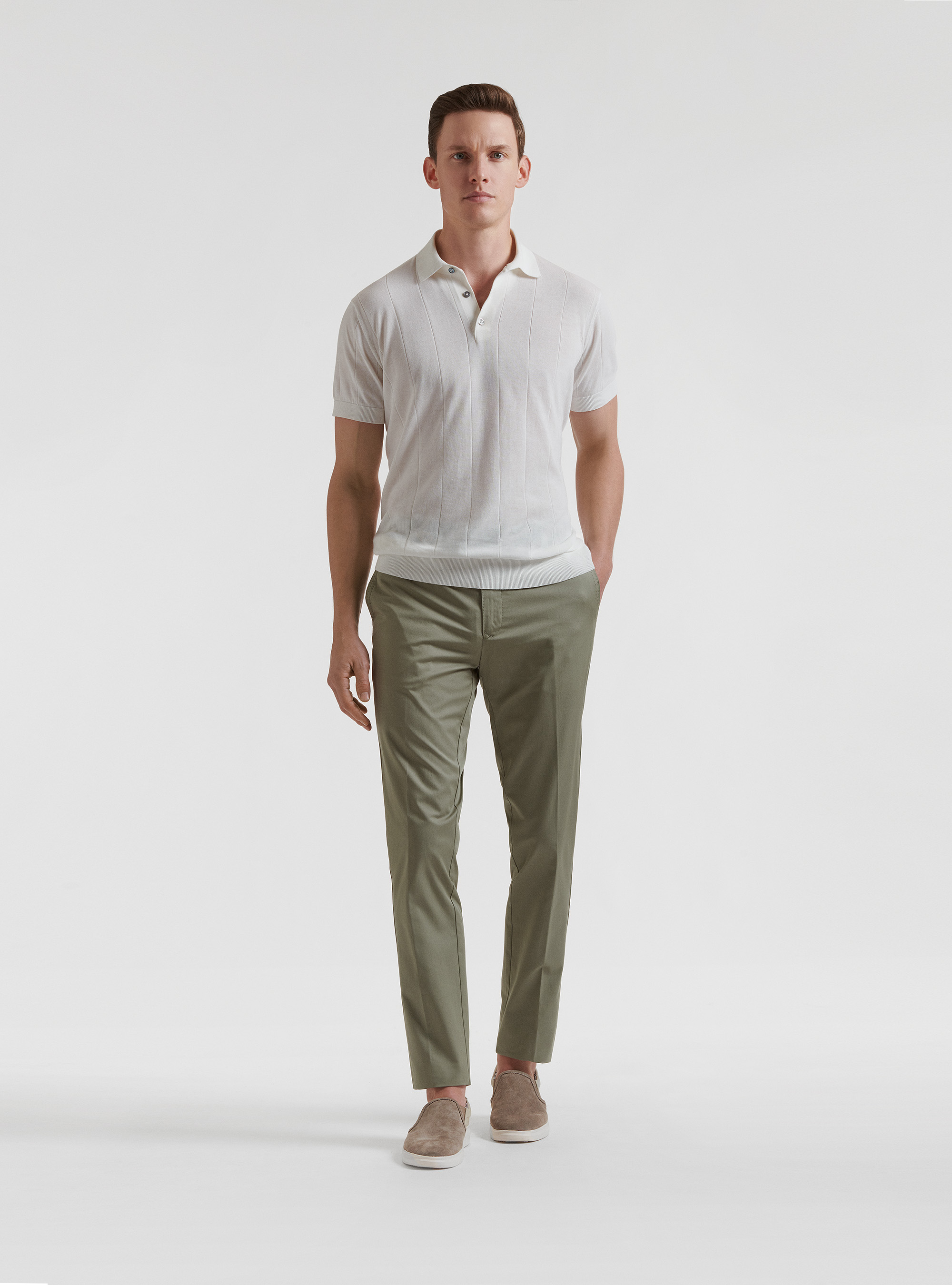 Pantaloni slim fit in twill leggero, SALVIA 0602C