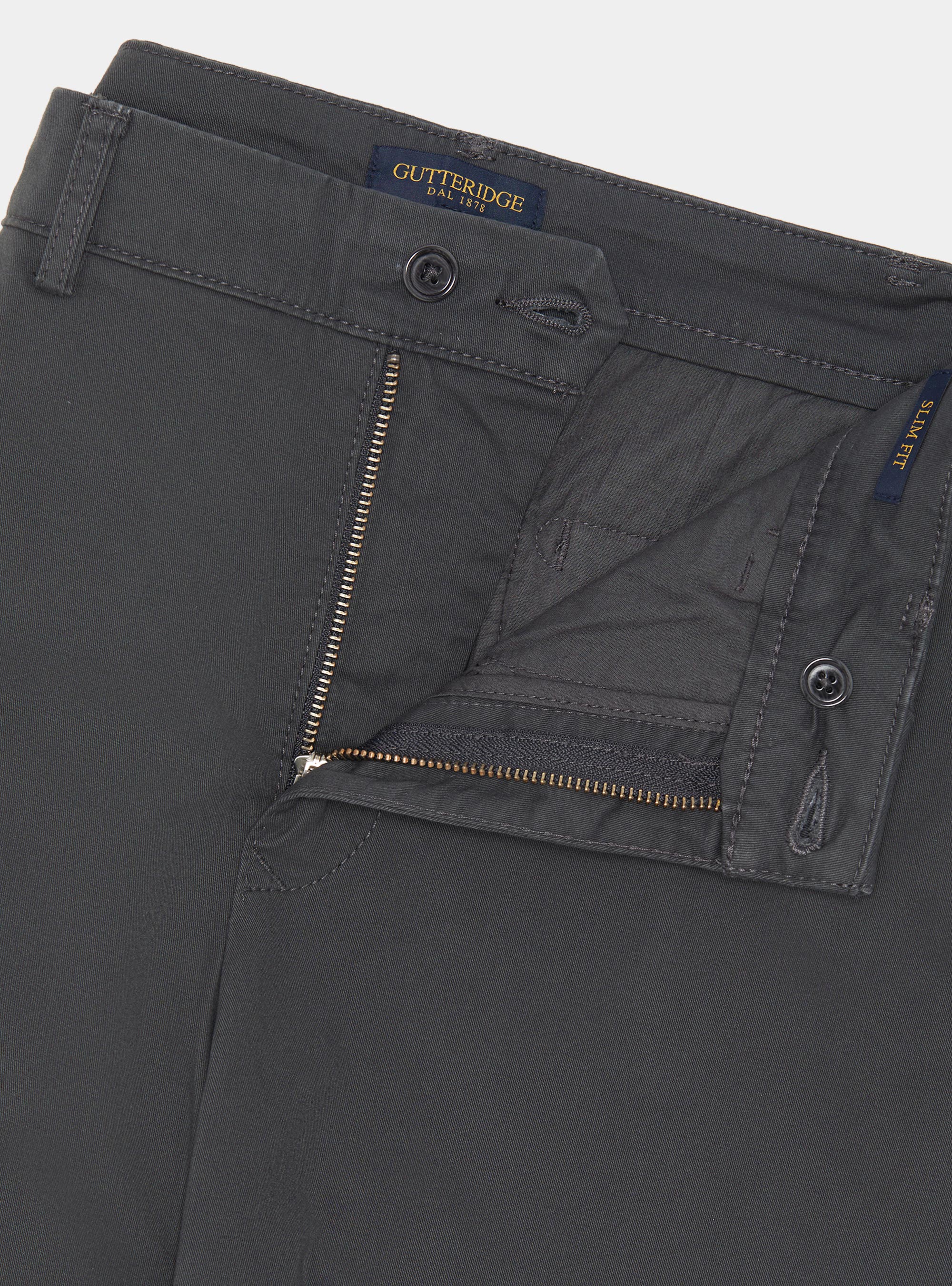 Pantalón chino slim fit de sarga elástica, GRIS MARENGO
