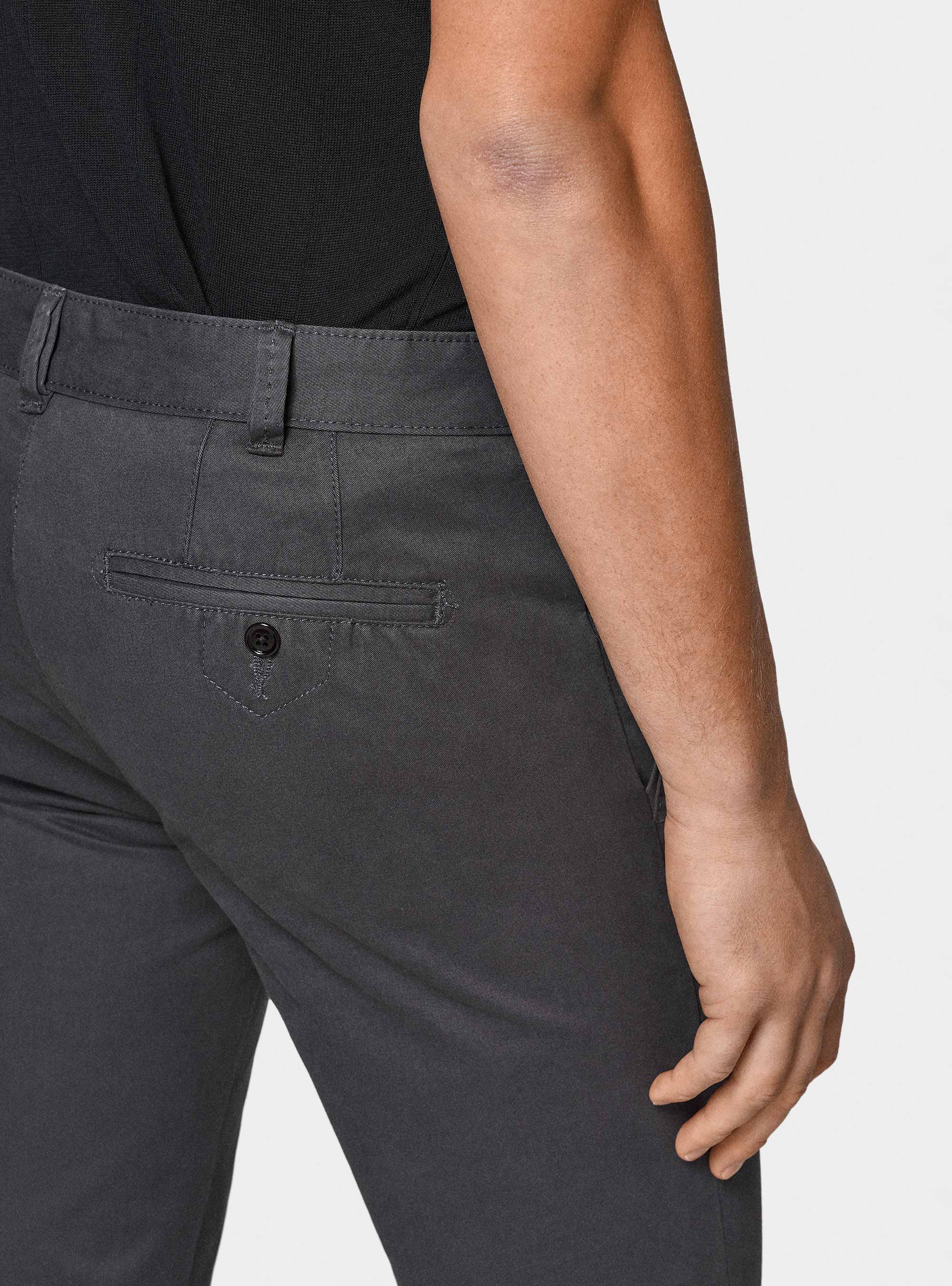 Pantaloni chino slim fit in cotone twill, ASFALTO