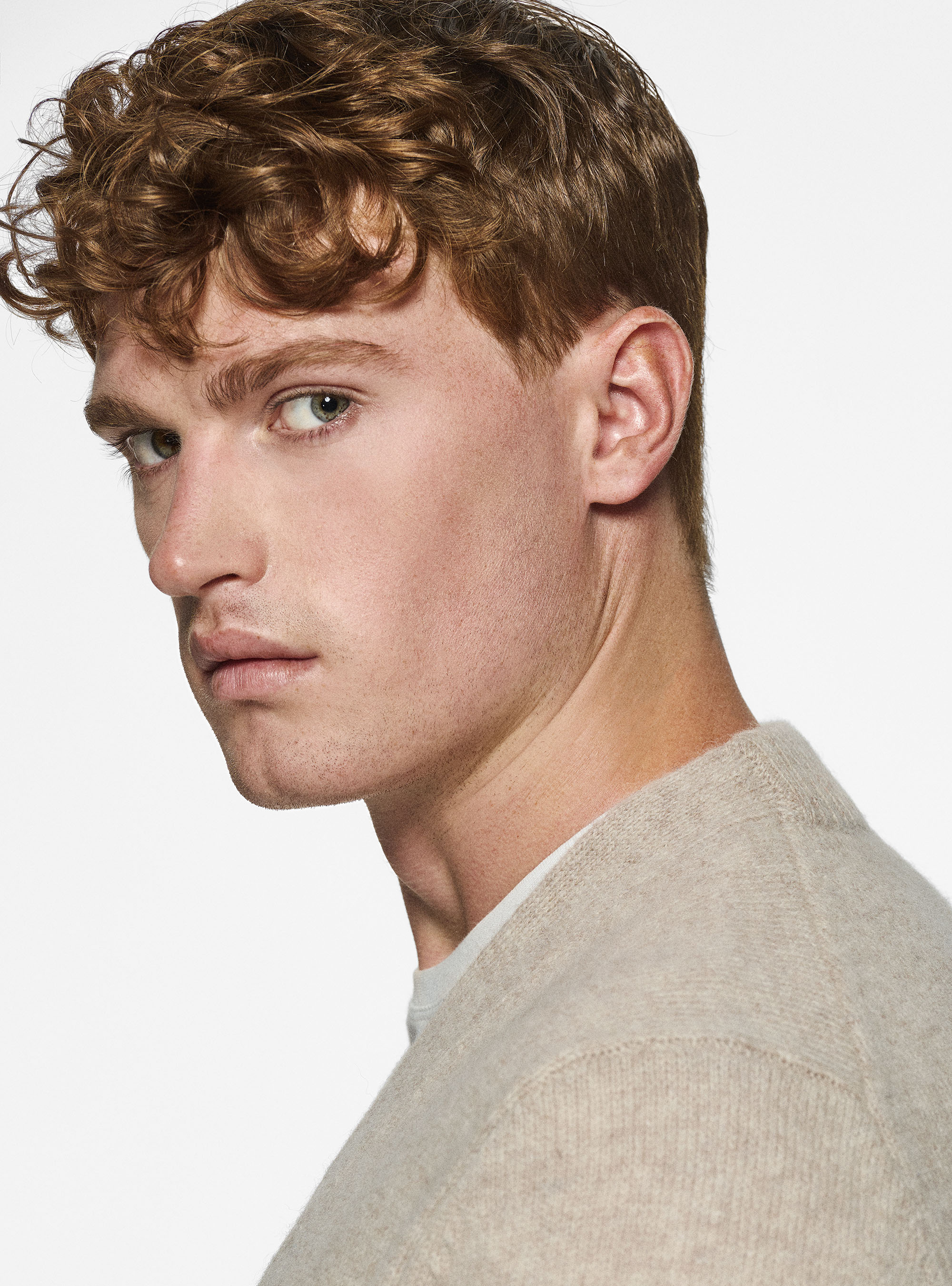 Cardigan en laine Shetland, Ã CRU