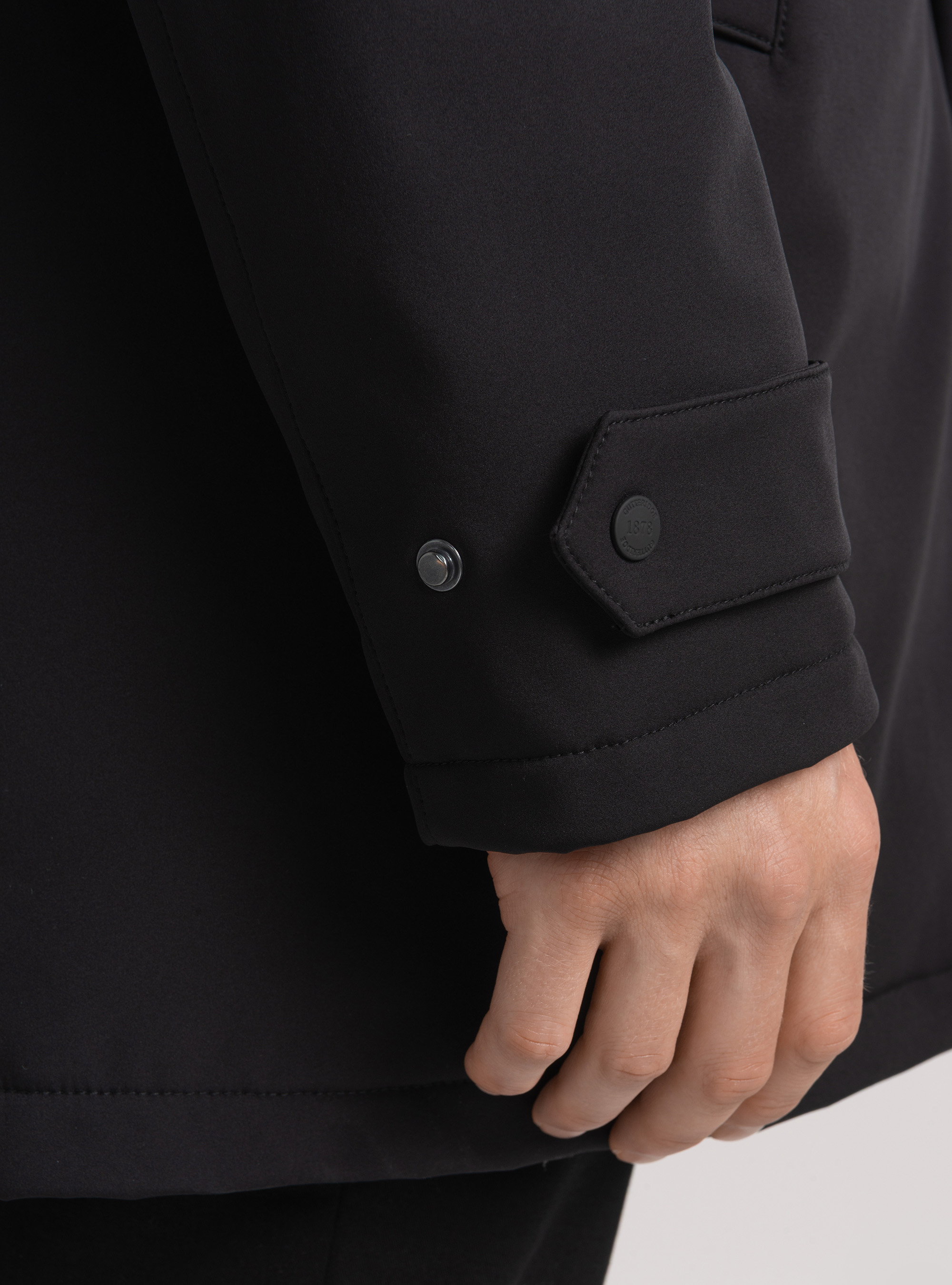 Parka técnica con relleno reciclado, NEGRO