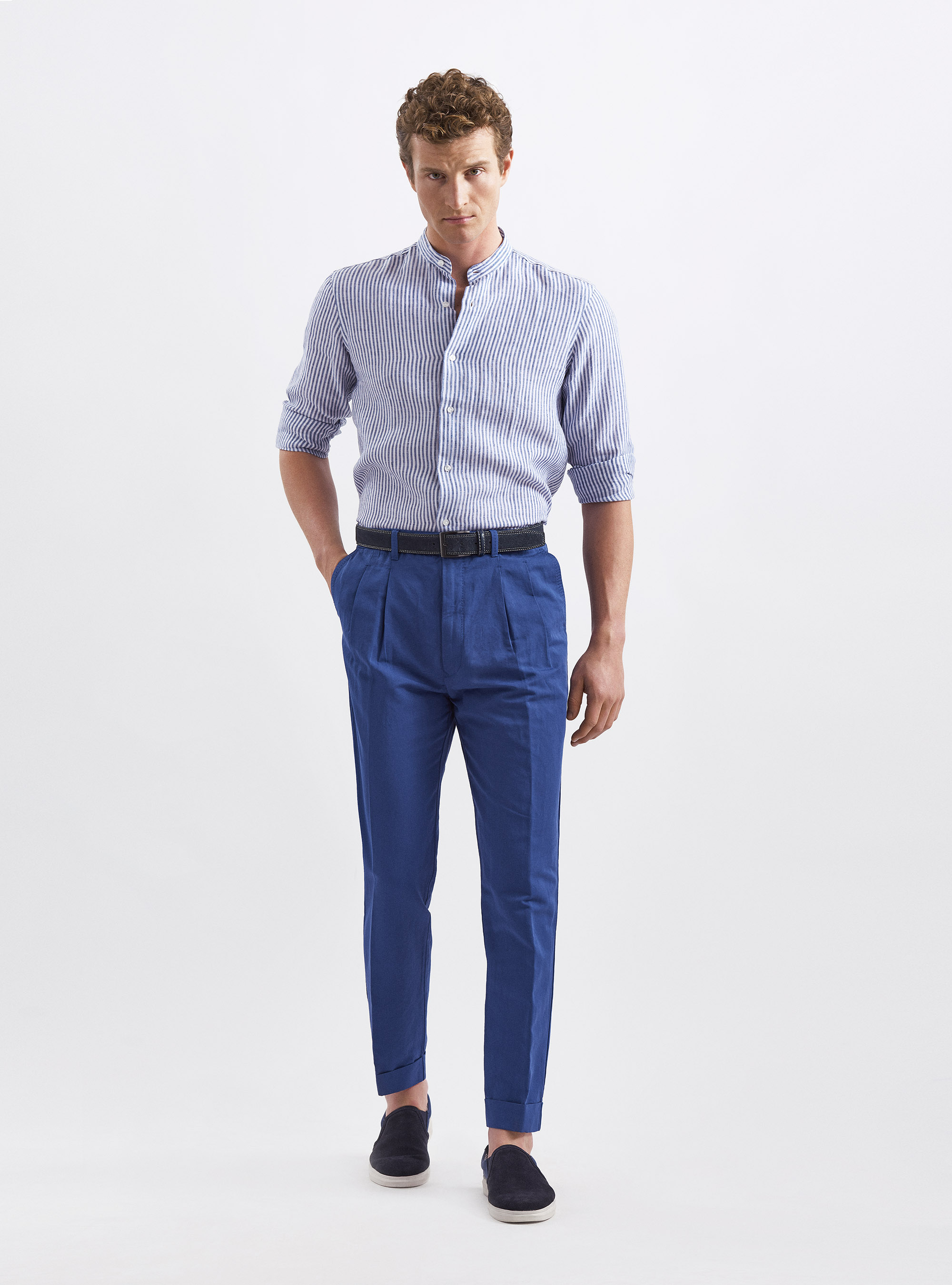 Pantaloni con pince in lino e cotone, BLU
