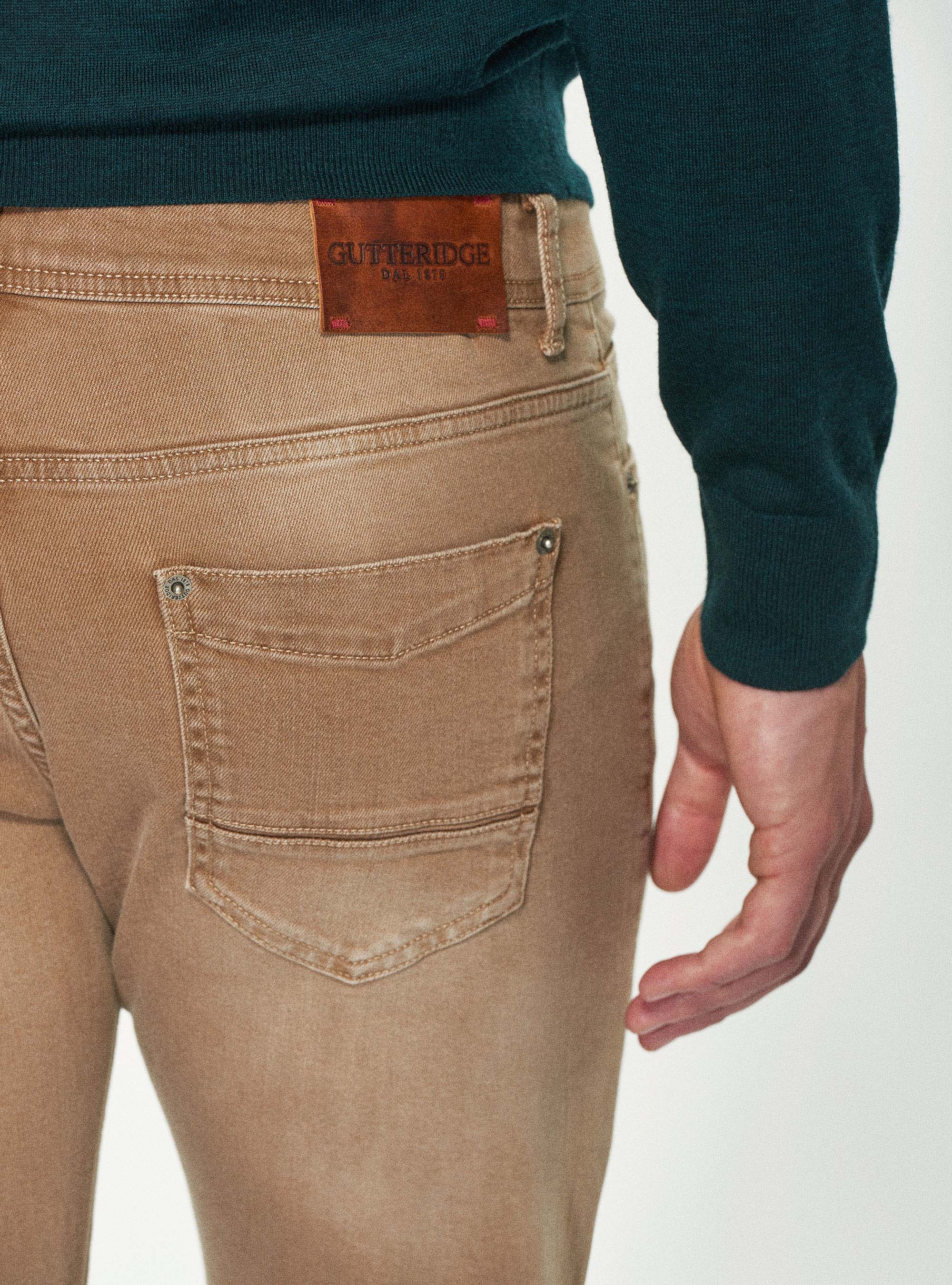 Jeans tailor fit colorati, SABBIA