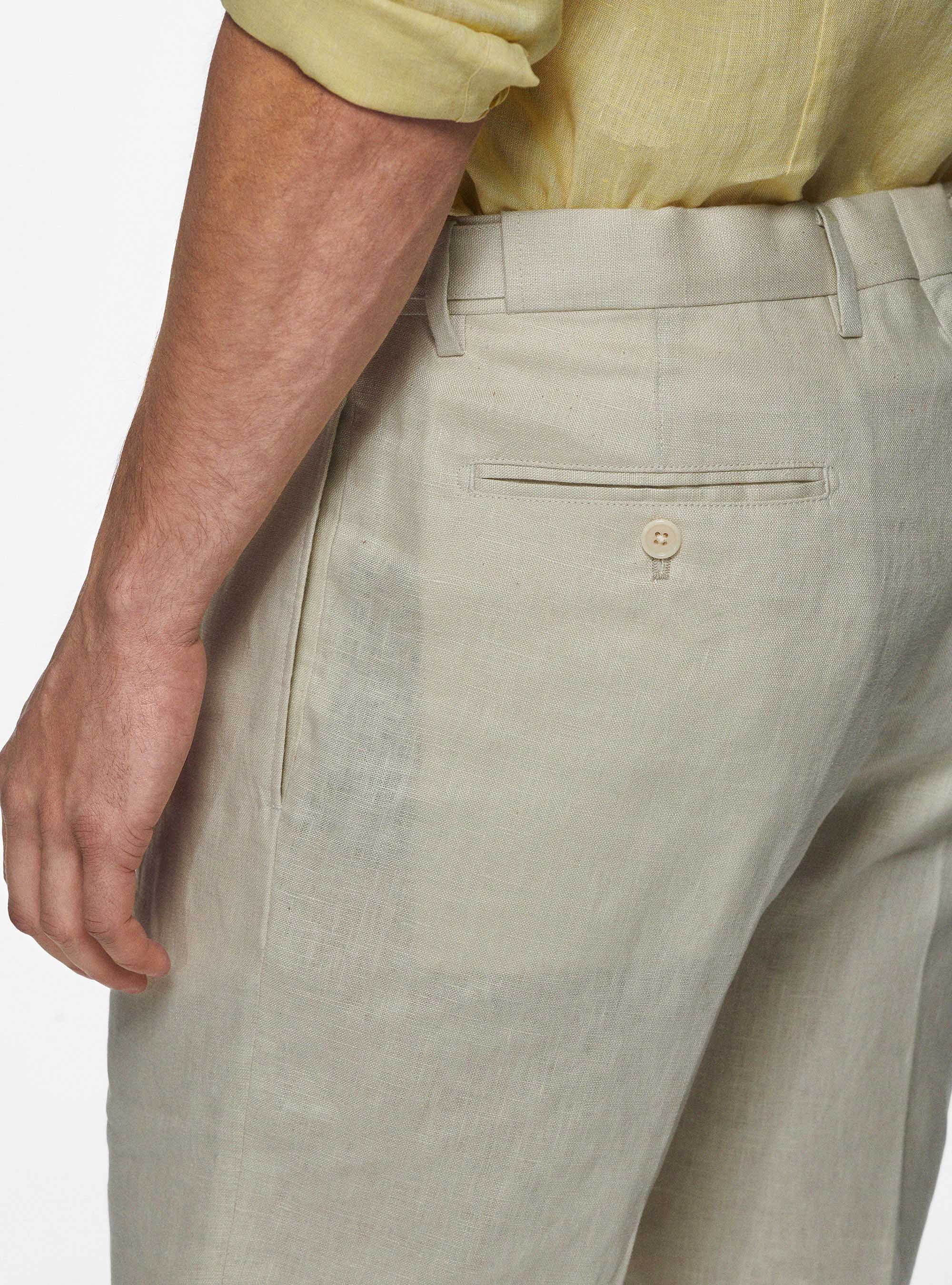 Bermudas de lino con pliegues, CRUDO